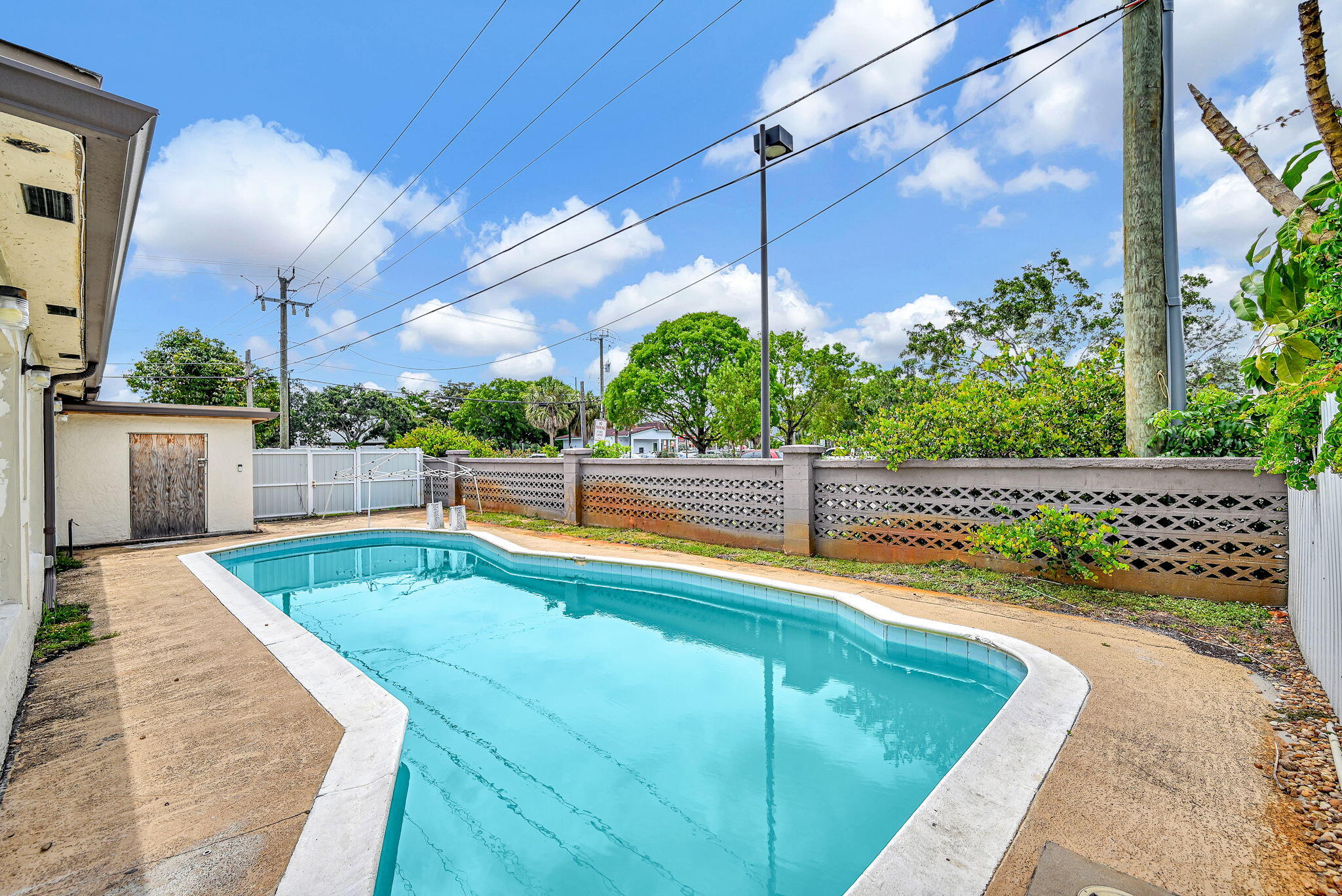 LAUDERDALE LAKES NORTHGATE SEC 6 - Residential