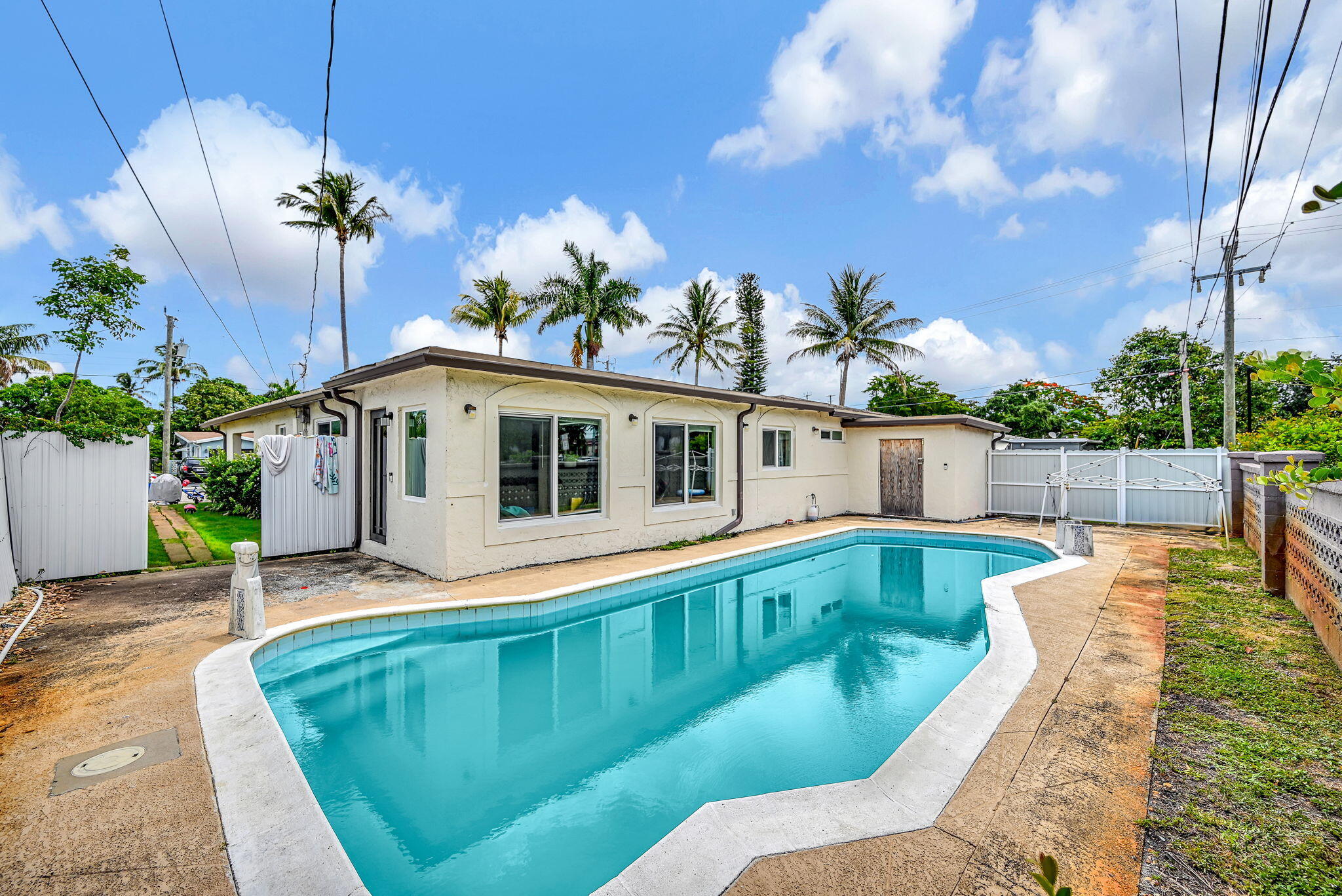 LAUDERDALE LAKES NORTHGATE SEC 6 - Residential
