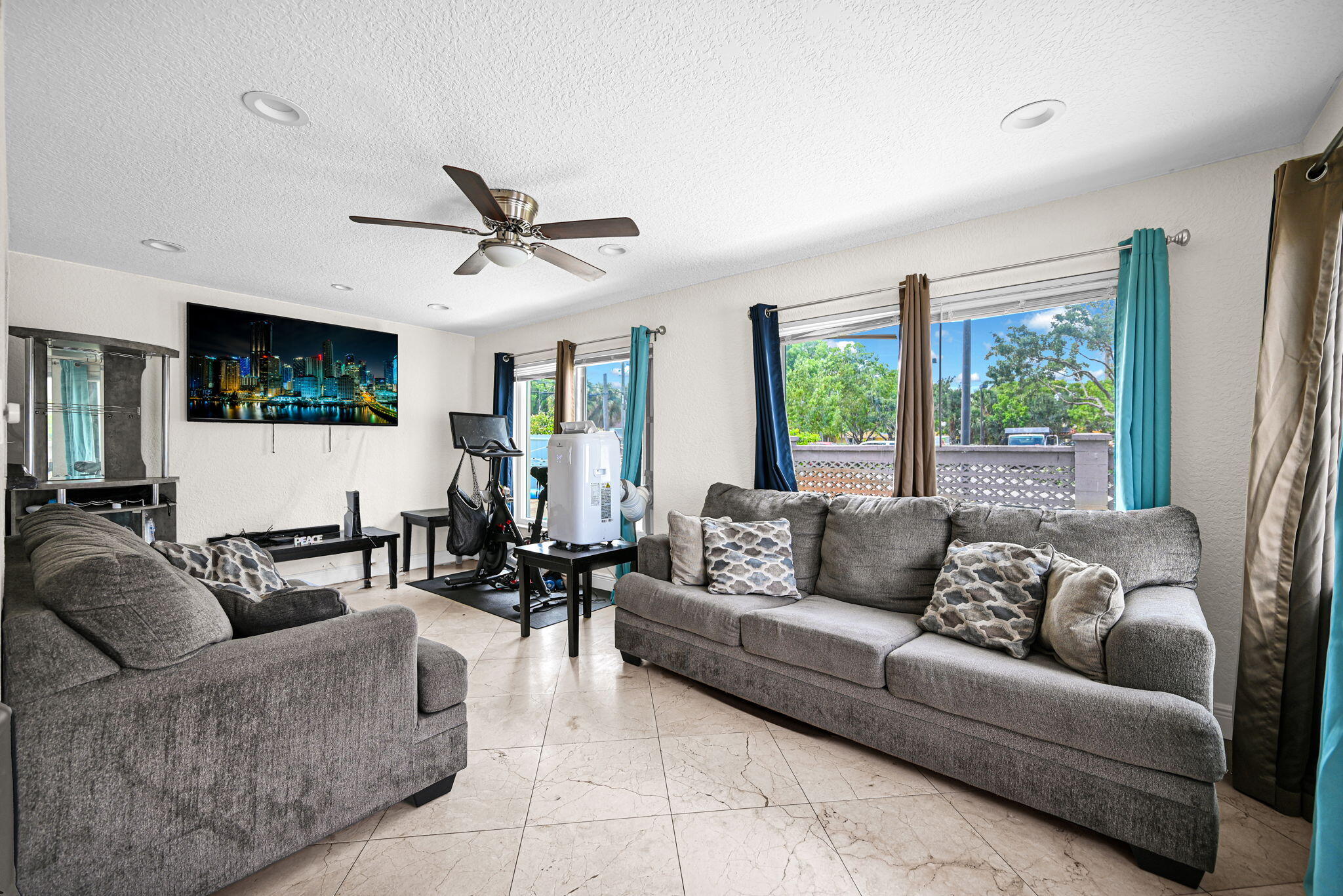 LAUDERDALE LAKES NORTHGATE SEC 6 - Residential