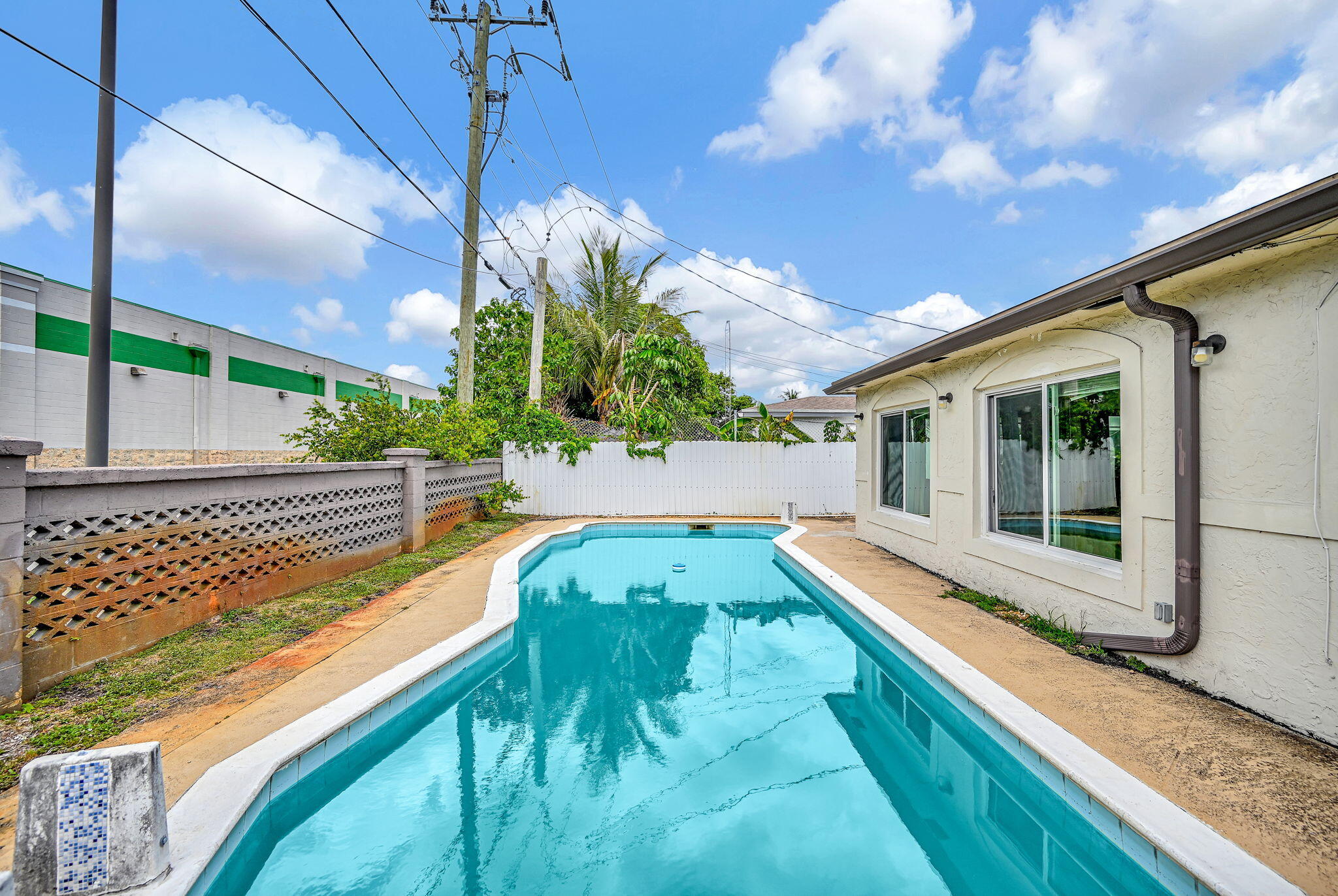 LAUDERDALE LAKES NORTHGATE SEC 6 - Residential