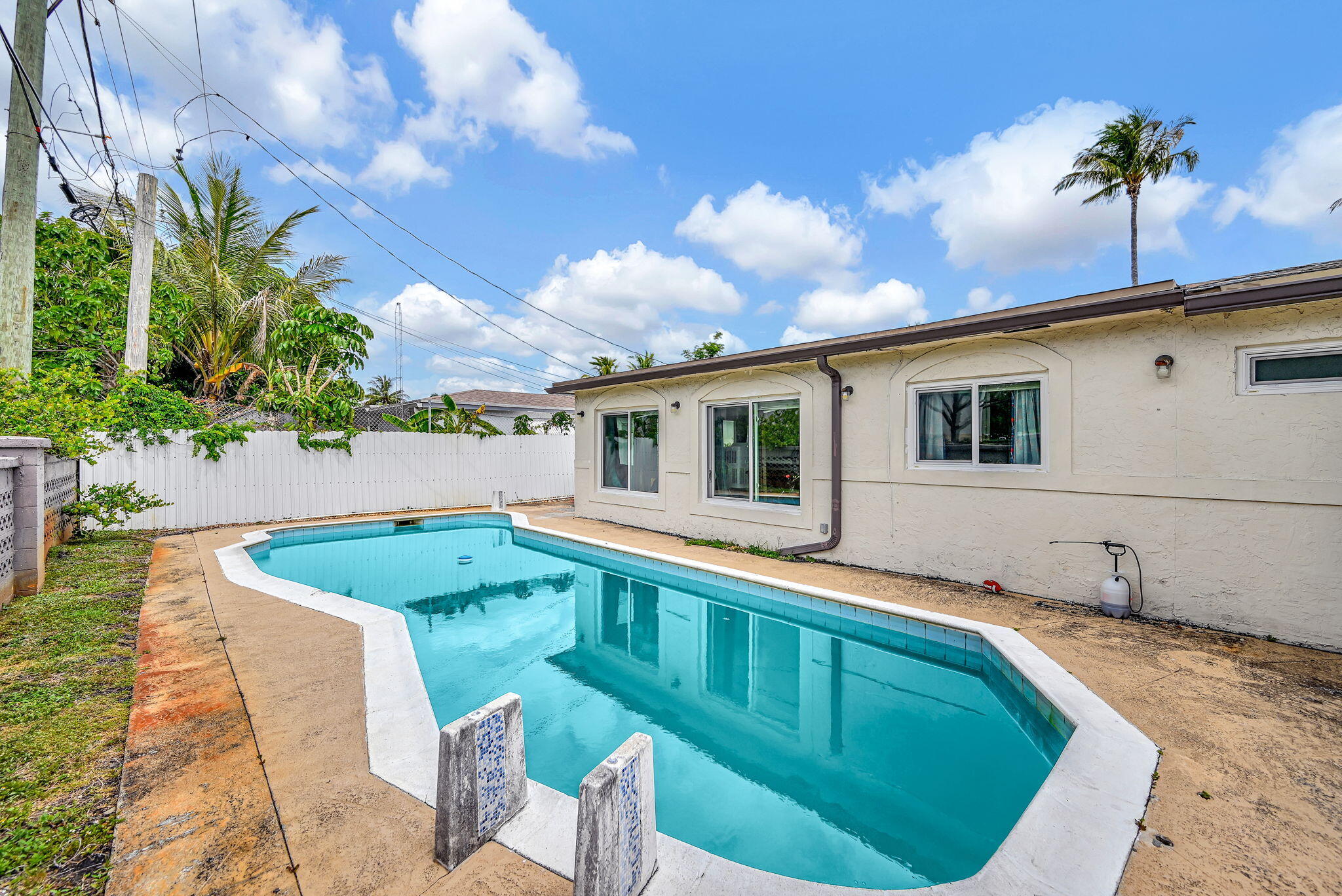 LAUDERDALE LAKES NORTHGATE SEC 6 - Residential