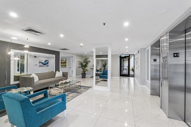 YACHT & RACQUET CLUB OF BOCA RATON CONDO - Residential Lease