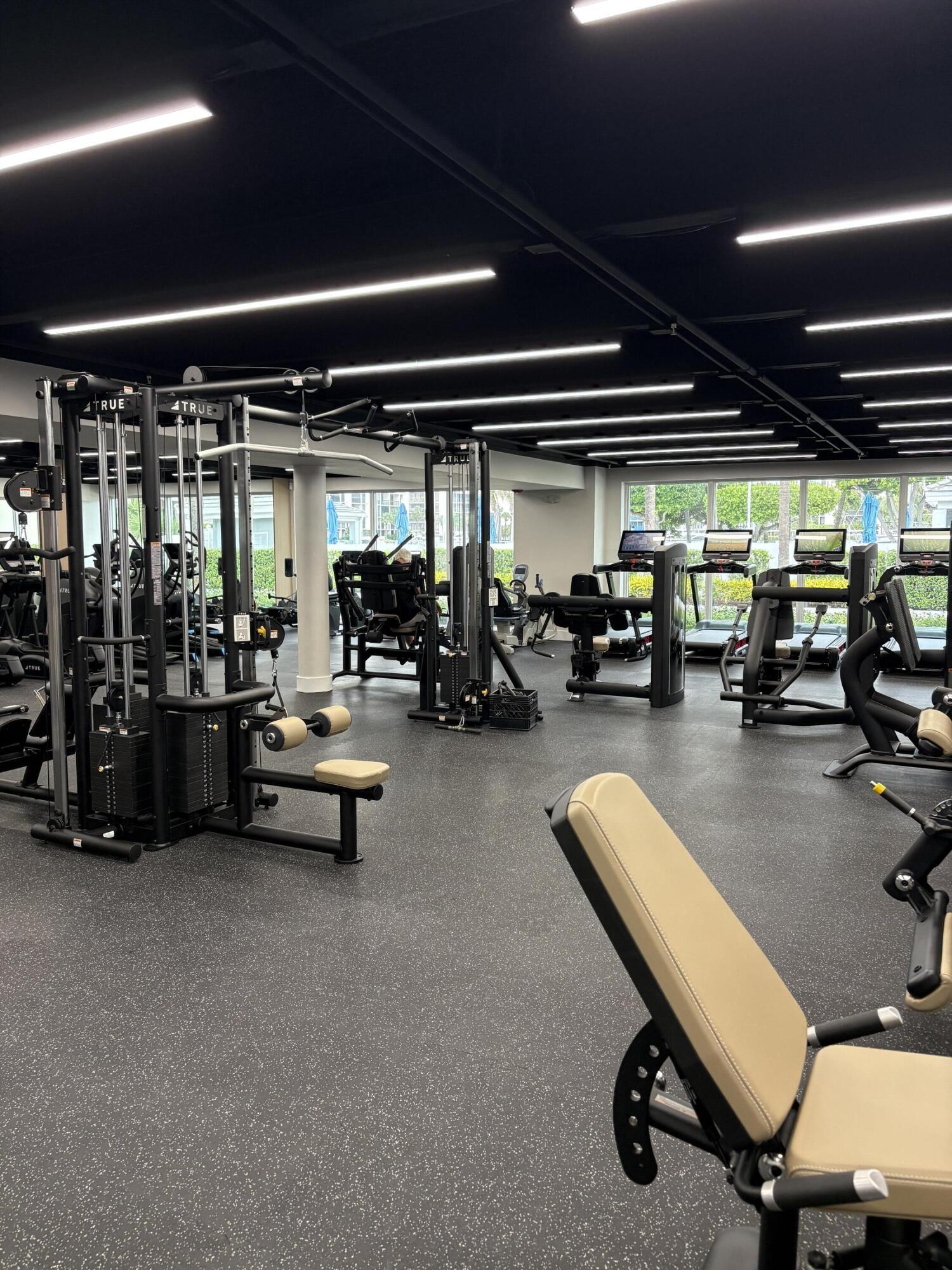 YACHT & RACQUET CLUB OF BOCA RATON CONDO - Residential Lease
