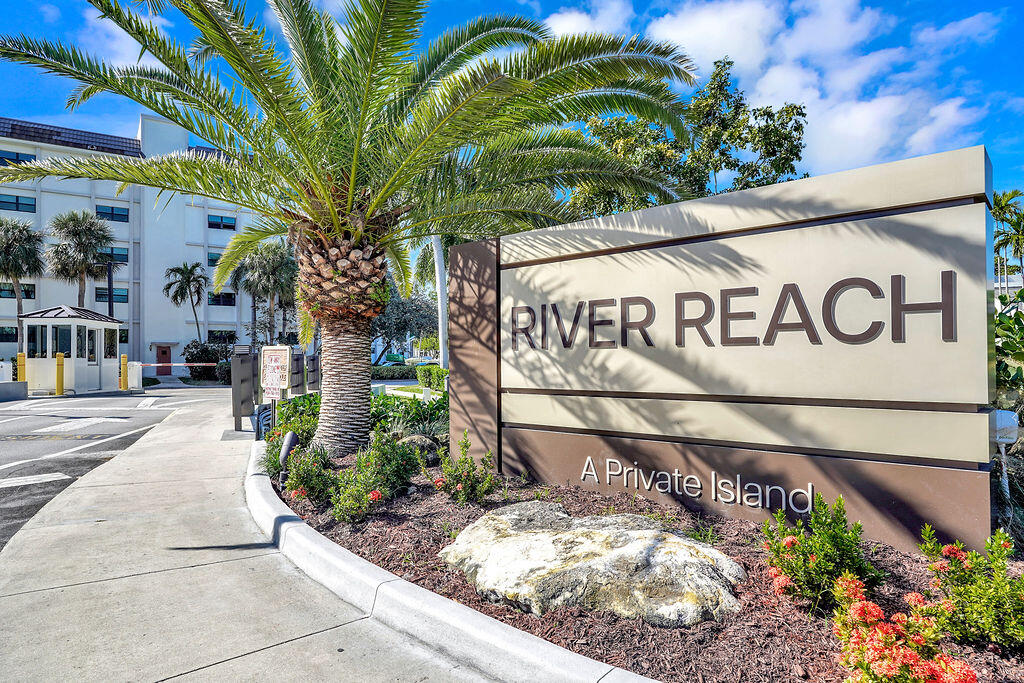 RIVER REACH CONDOMINIUM III - Residential