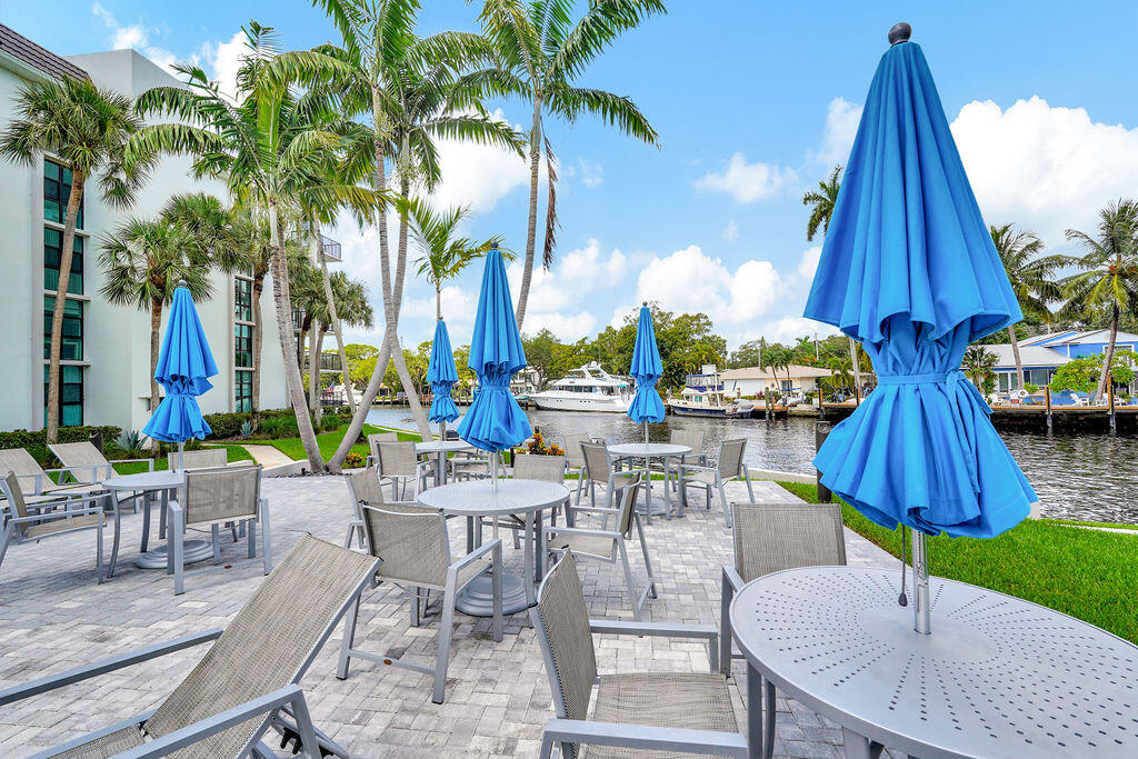 RIVER REACH CONDOMINIUM III - Residential