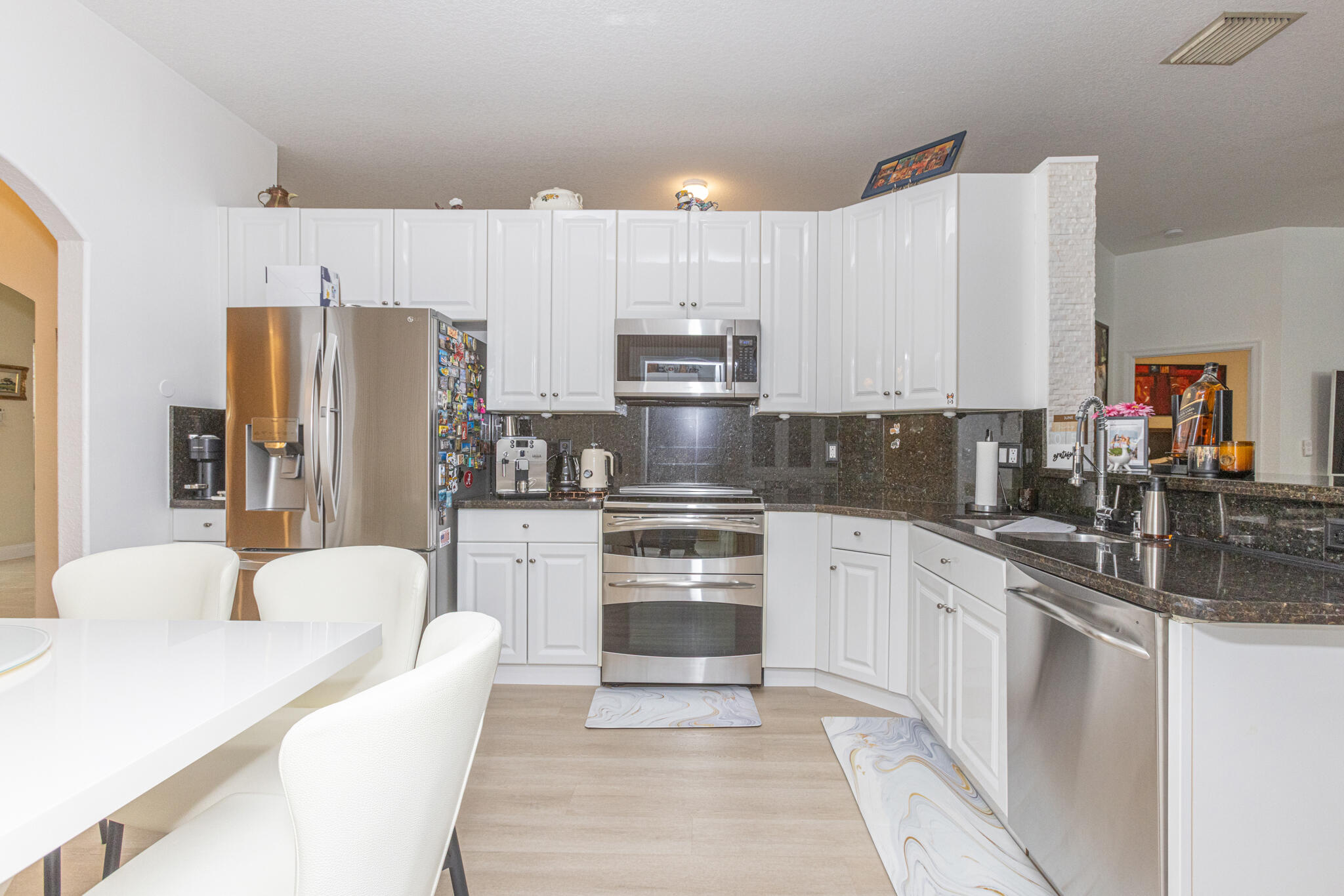 PEMBROKE ISLES 1 - Residential