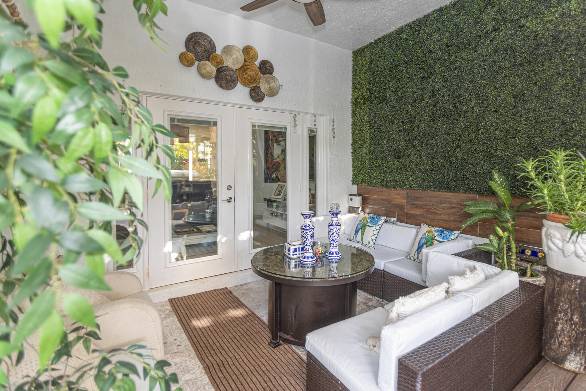 PEMBROKE ISLES 1 - Residential