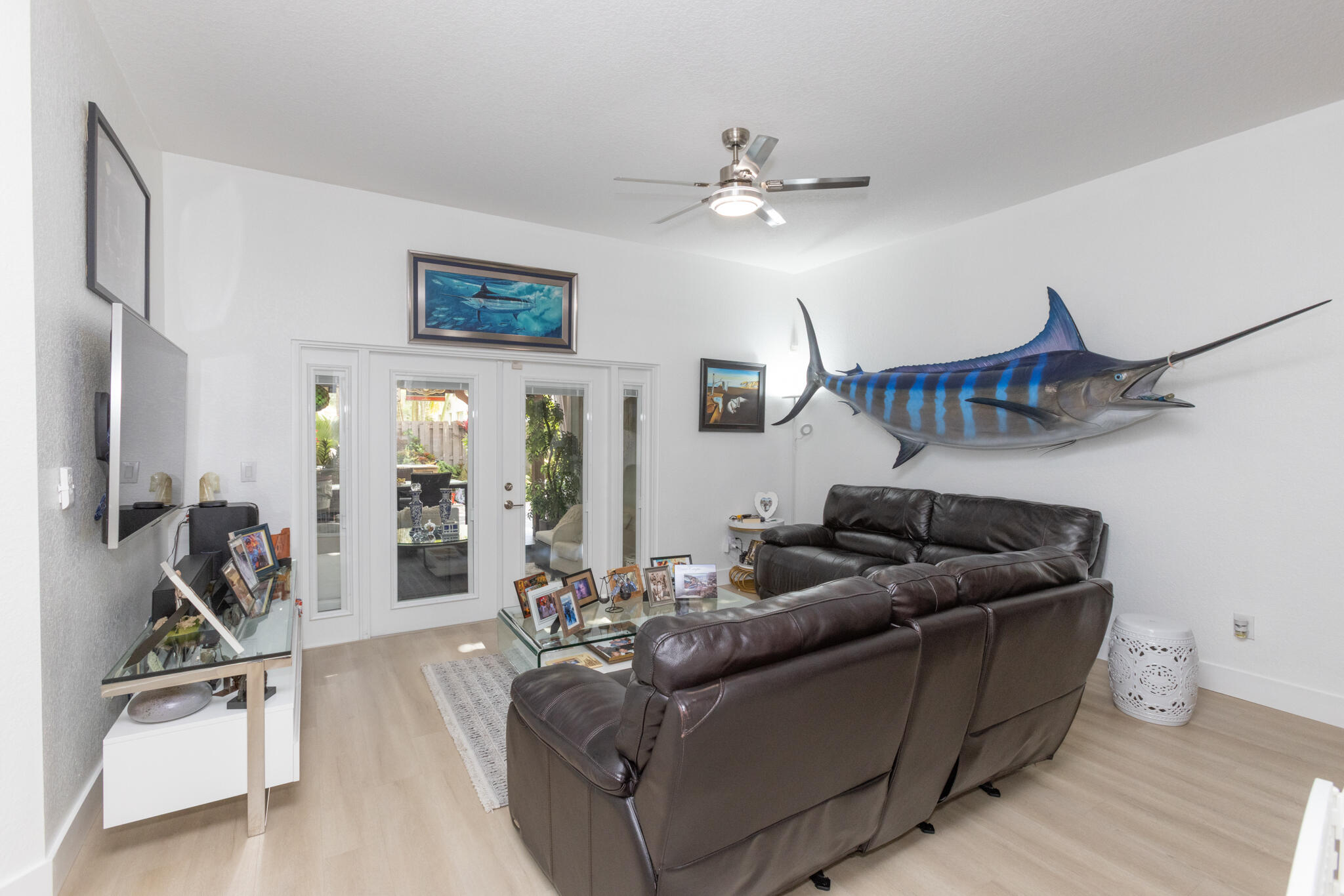 PEMBROKE ISLES 1 - Residential