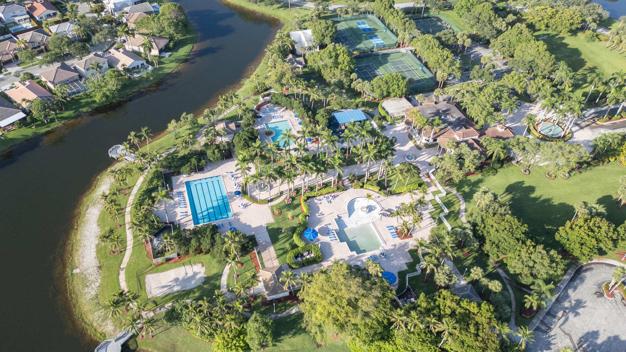 PEMBROKE ISLES 1 - Residential