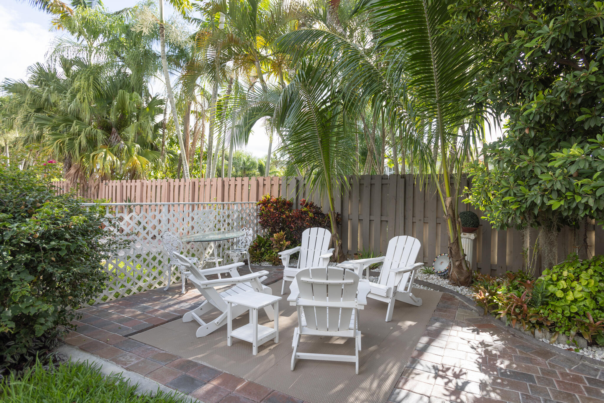 PEMBROKE ISLES 1 - Residential