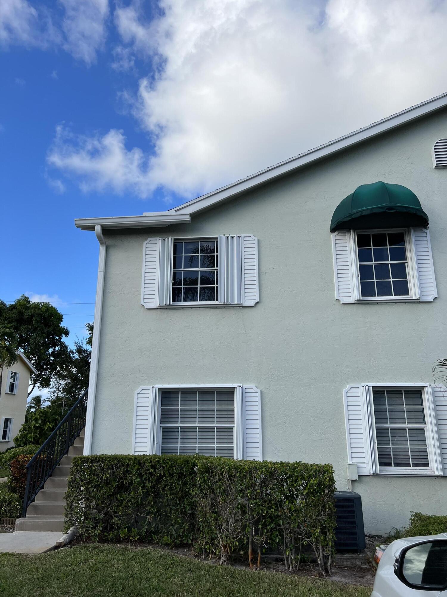 WATERSIDE VILLAGE OF PALM BEACH CONDO - Residential Lease