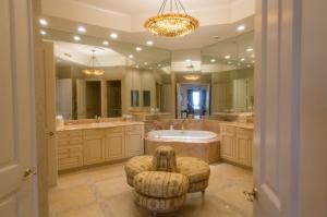 ONE WATERMARK PLACE OF THE PALM BEACHES - Residential