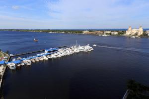 ONE WATERMARK PLACE OF THE PALM BEACHES - Residential