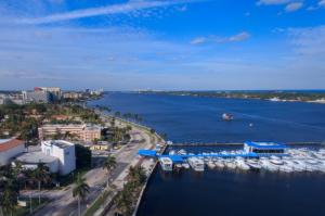 ONE WATERMARK PLACE OF THE PALM BEACHES - Residential
