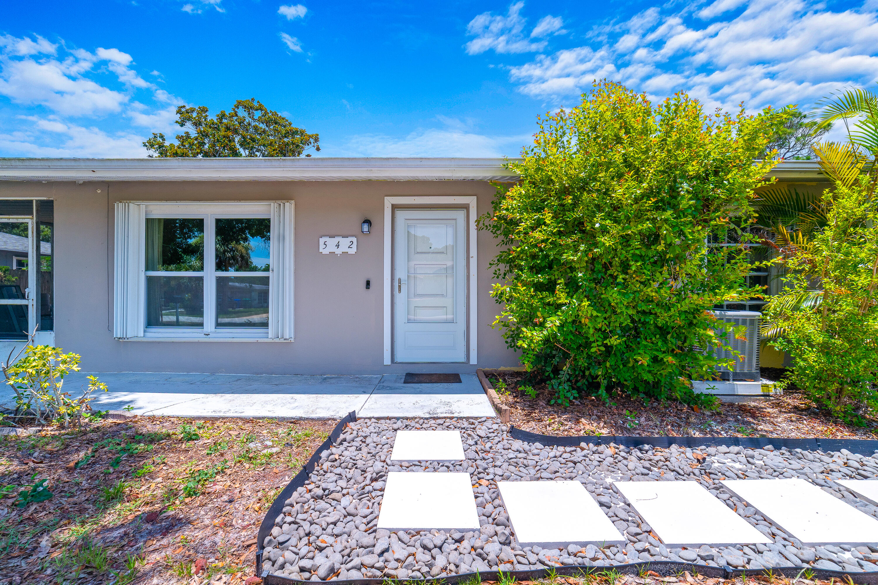 SEBASTIAN HIGHLANDS UNIT 2 - Residential