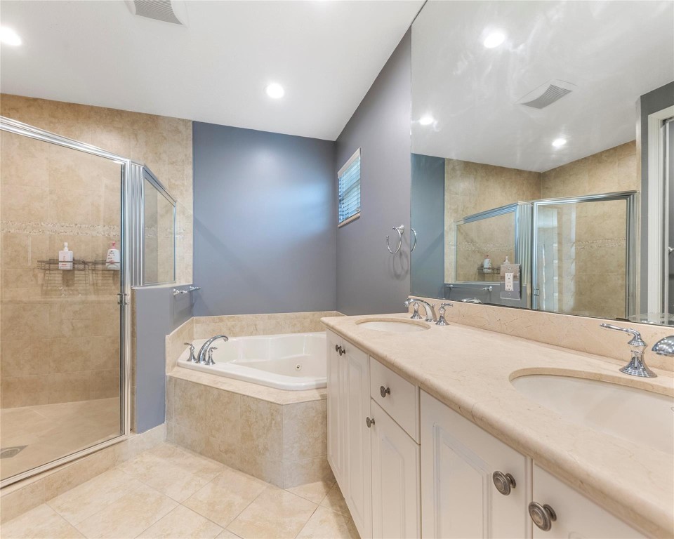 Gramercy Square - Residential