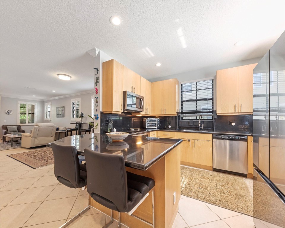 Gramercy Square - Residential