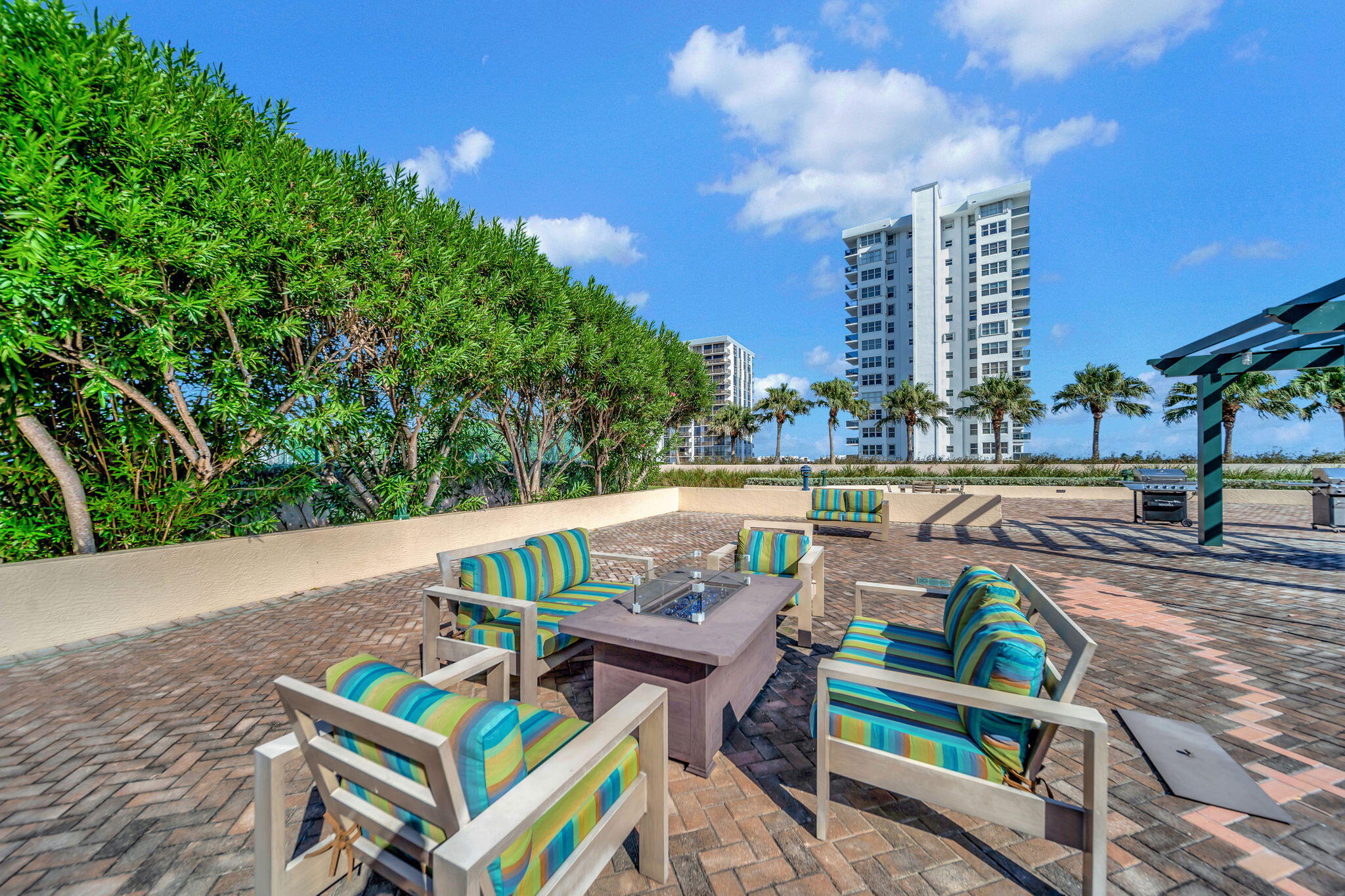 TIDES AT BRIDGESIDE SQUARE - Residential Lease