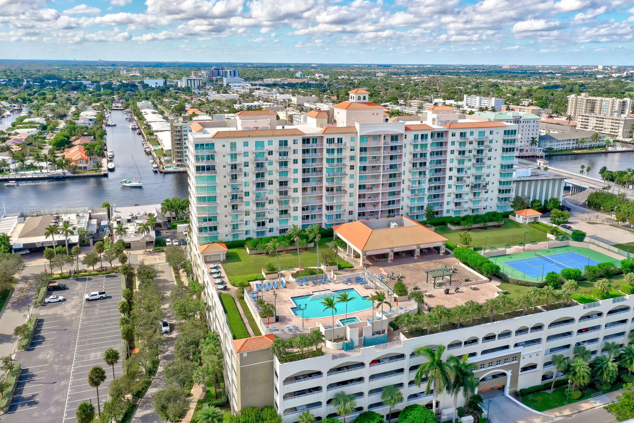 TIDES AT BRIDGESIDE SQUARE - Residential Lease