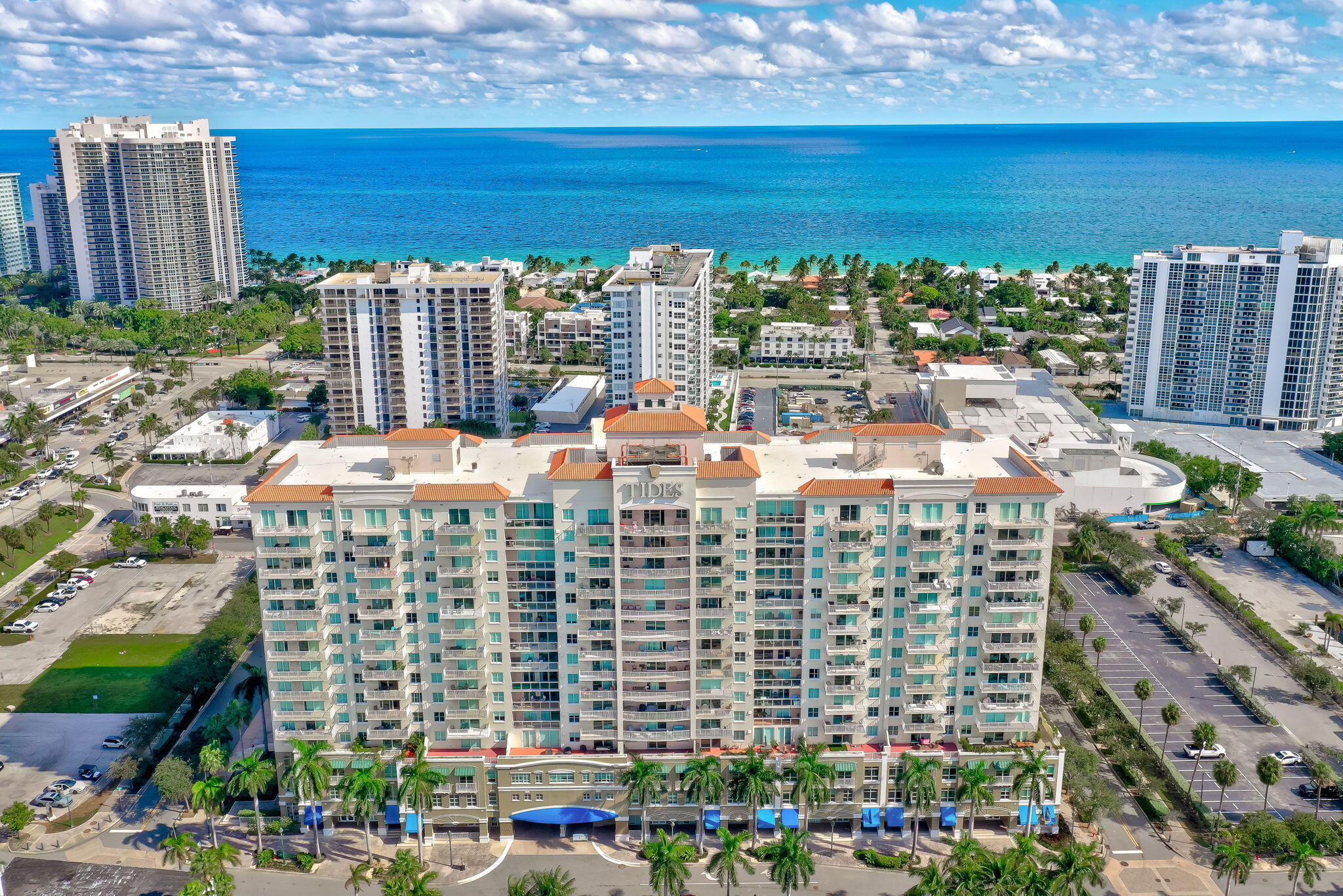 Welcome home to this cozy, beautifully furnished condo with gorgeous easterly ocean views in the heart of Fort Lauderdale. Start your day with breathtaking sunrises from your private balcony. Inside, you'll love the full-size washer/dryer, comfortable seating that converts to loungers + all the essentials for easy living.  Enjoy The Tides resort-style amenities, including the pool, fitness center, spa, tennis courts, BBQ grills + more. Just a short stroll to the beach, Shooters Waterfront, restaurants, shopping + the new Publix one block away, this location offers the best of Fort Lauderdale beach living with everyday conveniences right outside your door.  Rent includes water, trash, Wi-Fi, cable for short term leases + an assigned covered garage parking space. Just bring your suitcase! 3-month minimum lease. Owner may consider 7+ month leases. Rental rates are $2,995/month (7+ months), $3,200/month (May-November) + $3,600/month (December-April). 13% Florida transient rental tax applies to leases of 6 months or less.