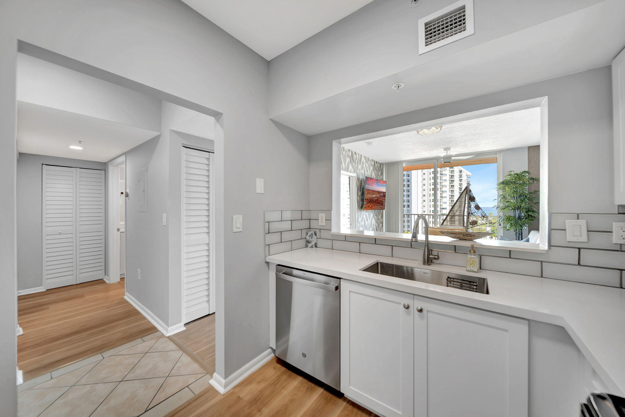TIDES AT BRIDGESIDE SQUARE - Residential Lease