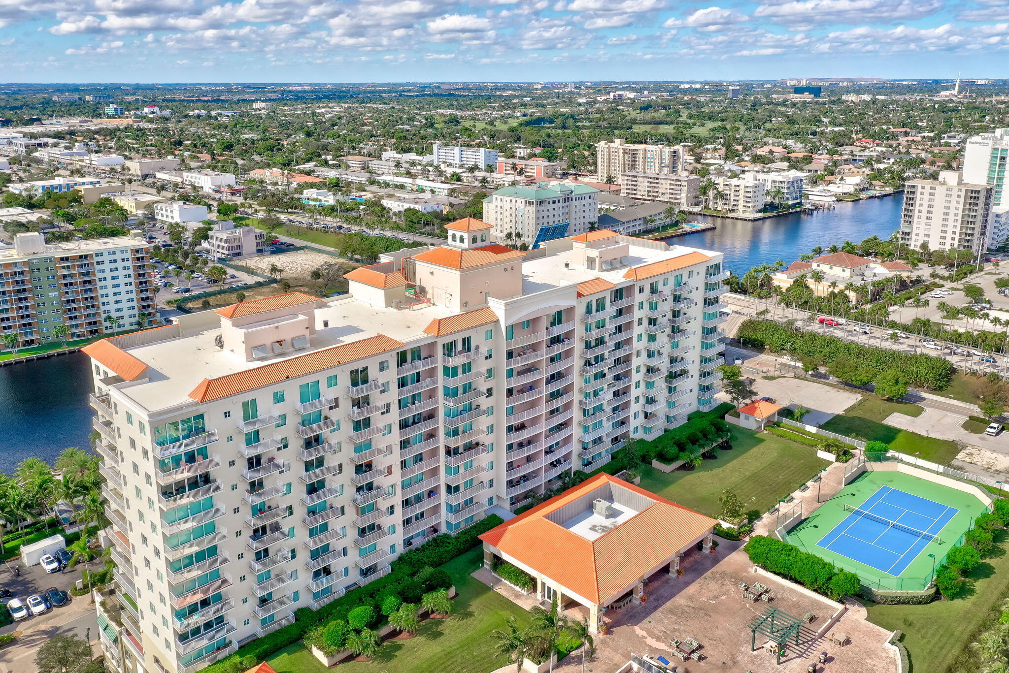 TIDES AT BRIDGESIDE SQUARE - Residential Lease