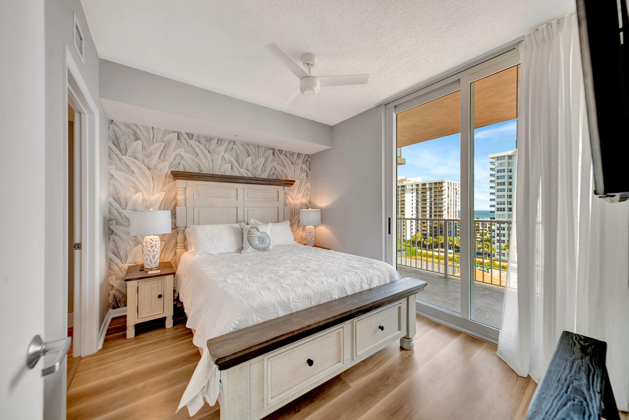 TIDES AT BRIDGESIDE SQUARE - Residential Lease