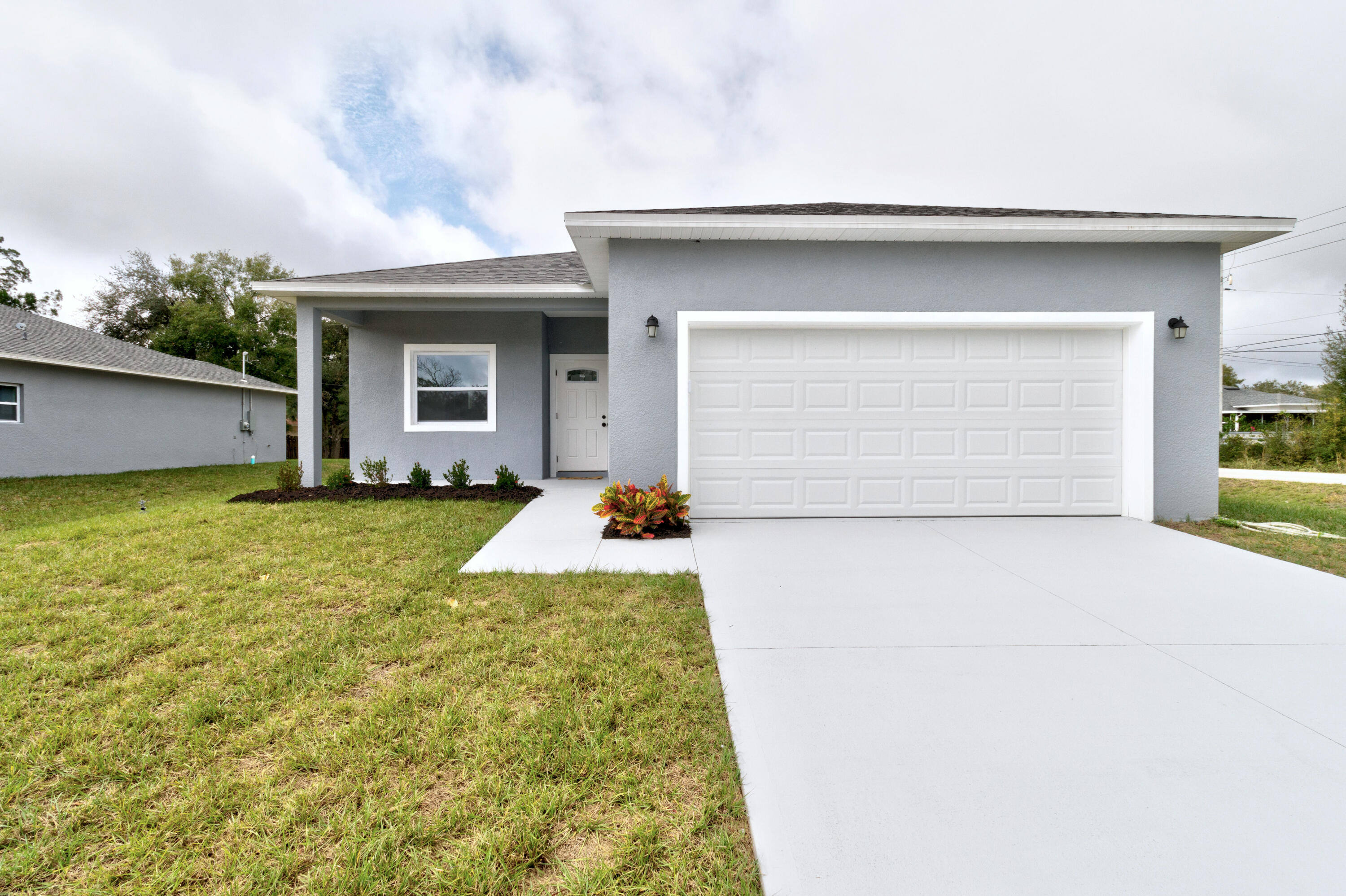 VERO LAKE ESTATES UNIT I - Residential