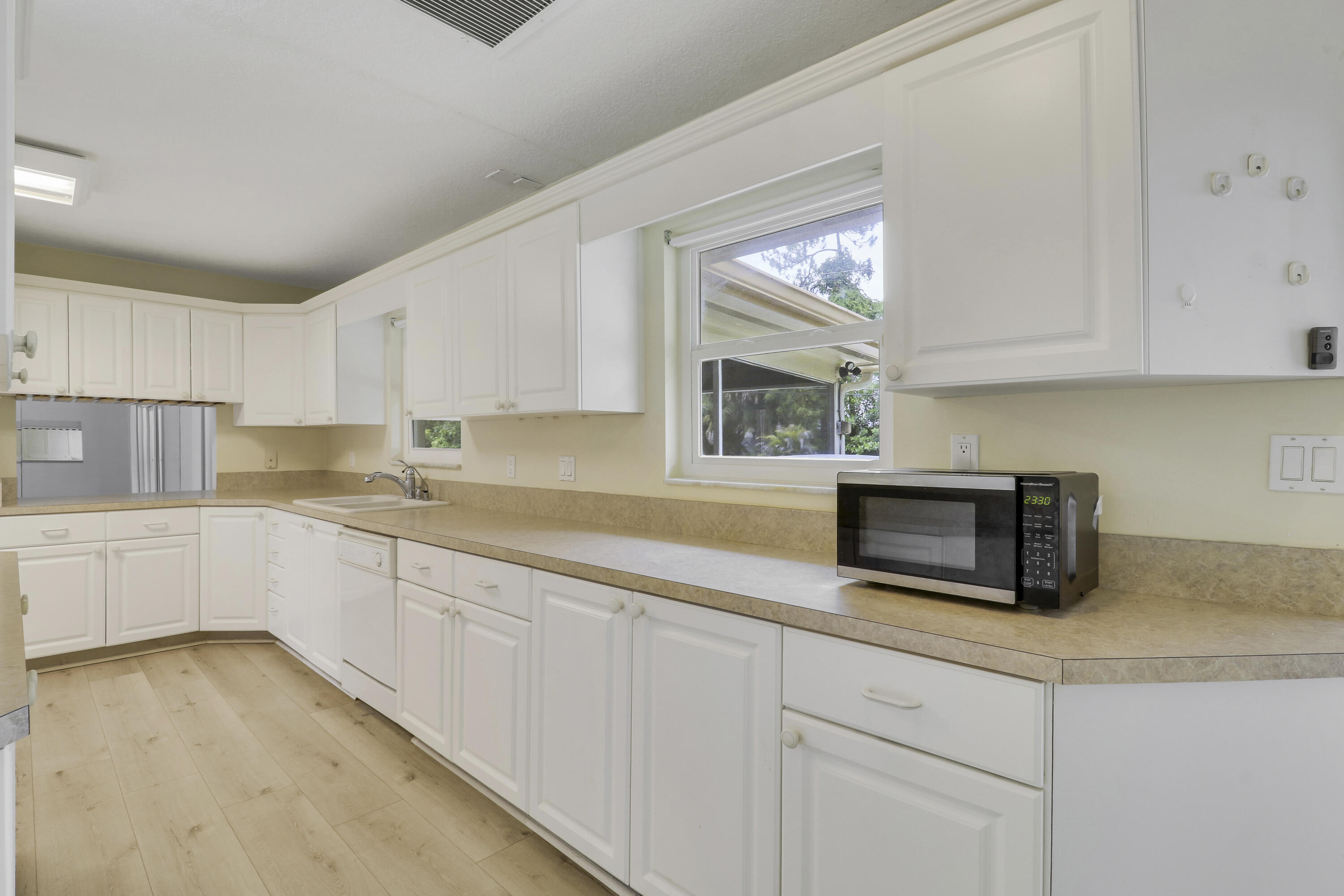 LAKEWOOD RANCHES - Residential