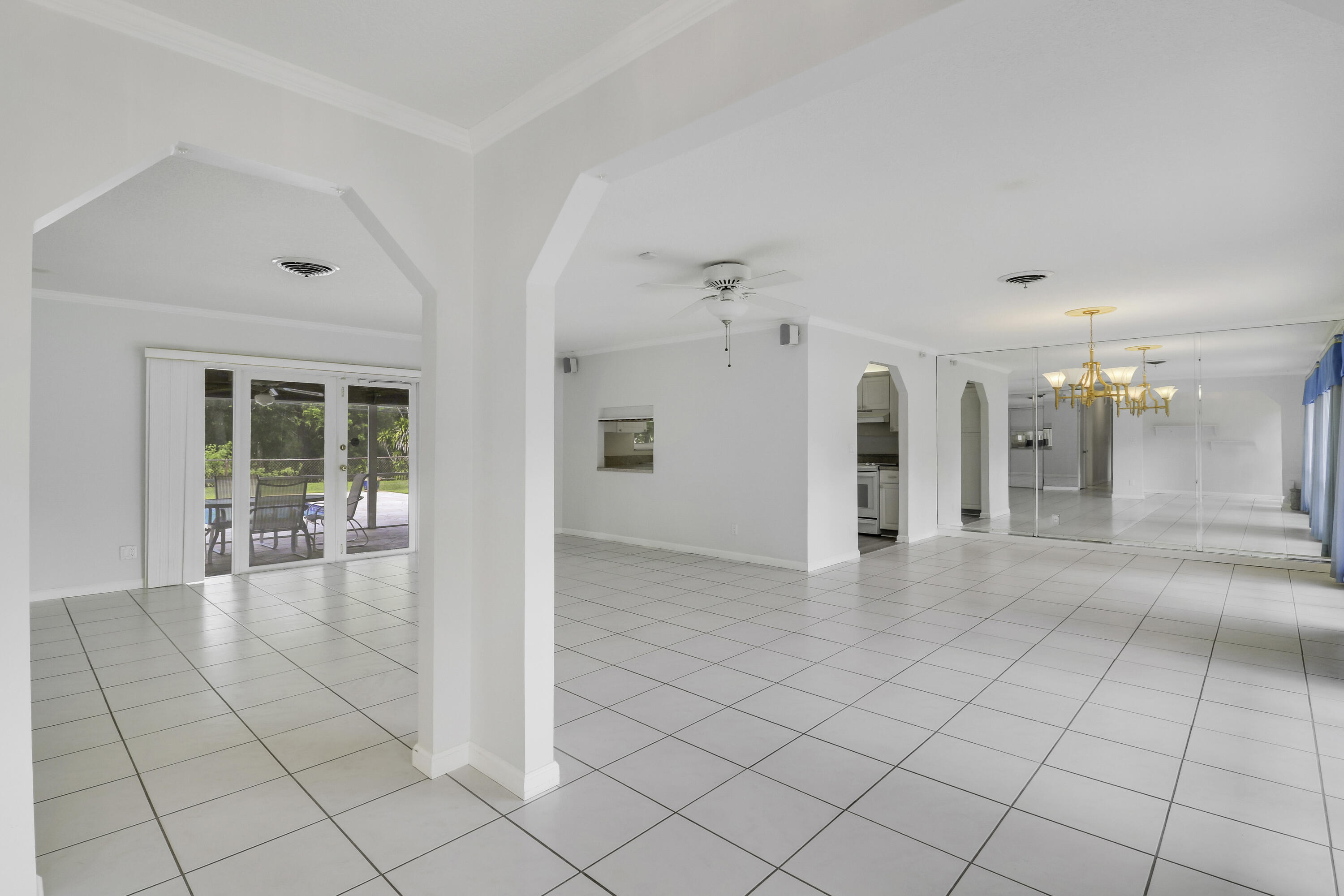LAKEWOOD RANCHES - Residential