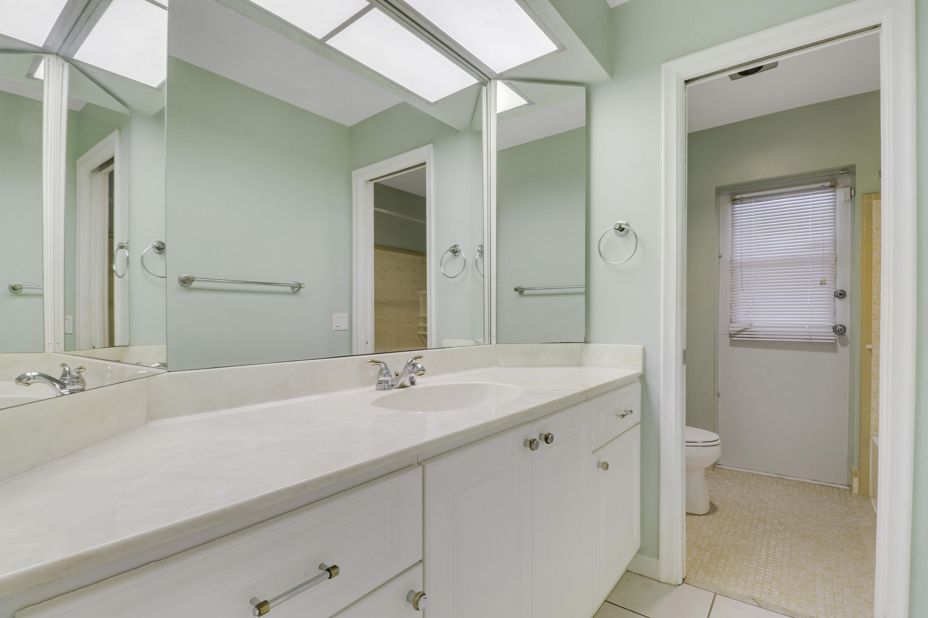 LAKEWOOD RANCHES - Residential