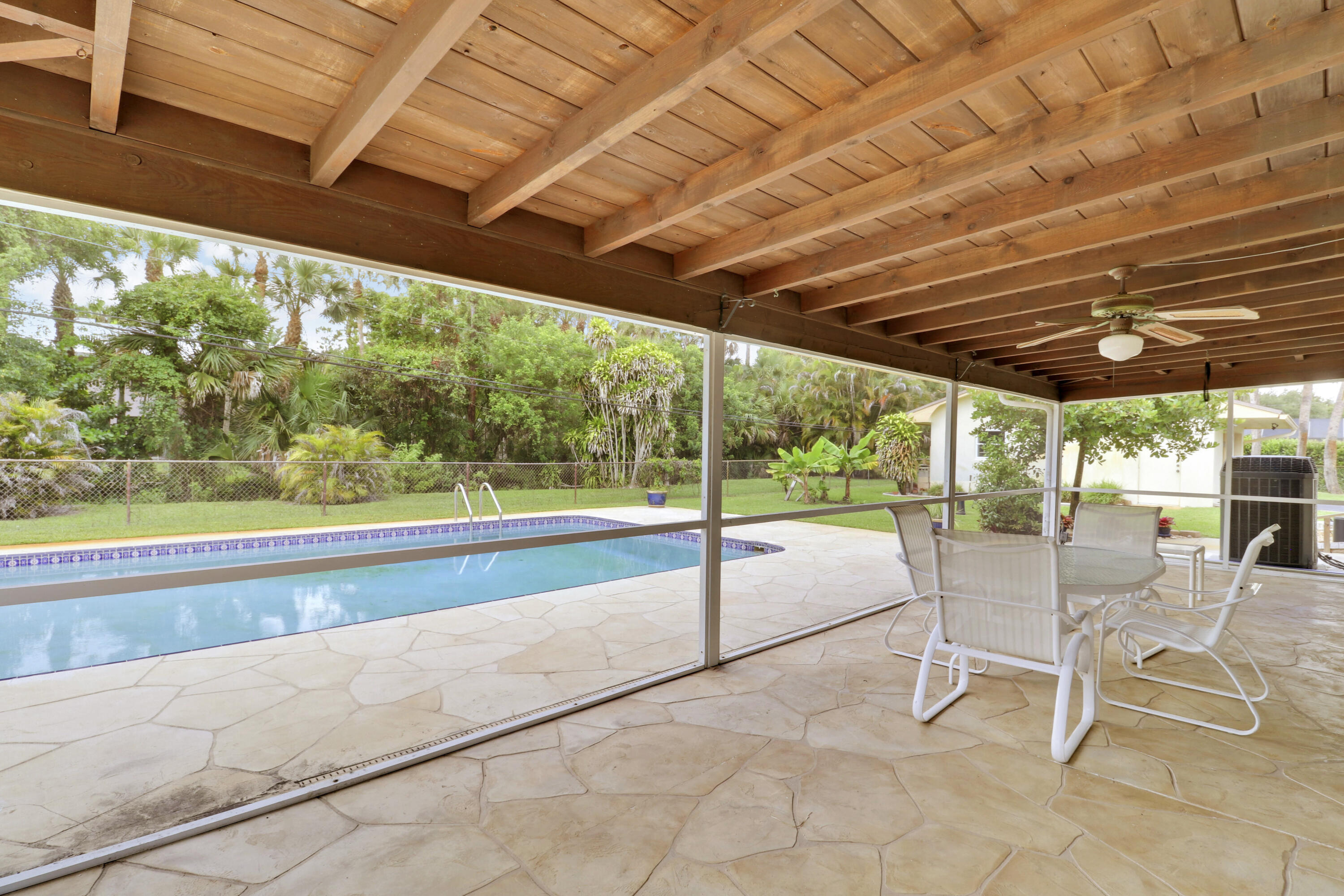 LAKEWOOD RANCHES - Residential