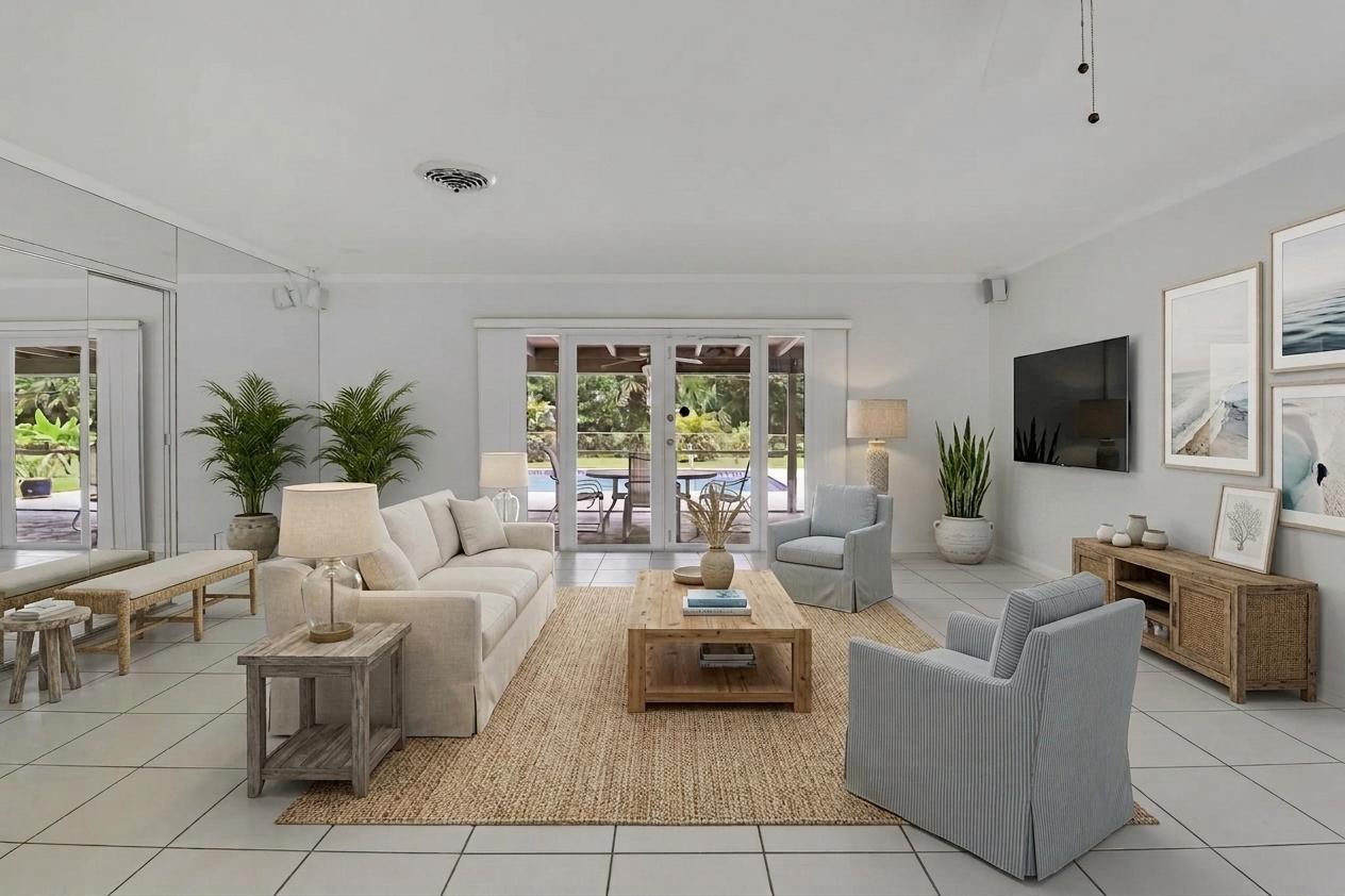 LAKEWOOD RANCHES - Residential