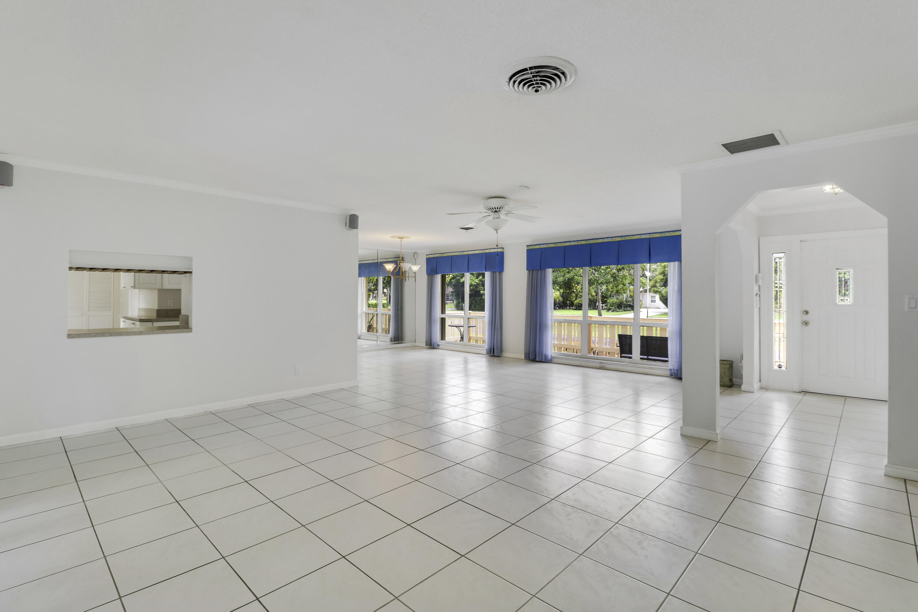 LAKEWOOD RANCHES - Residential