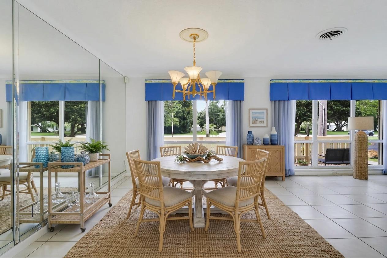LAKEWOOD RANCHES - Residential