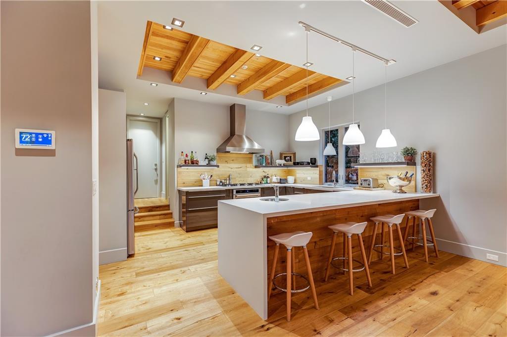 RIO VISTA ISLES - Residential