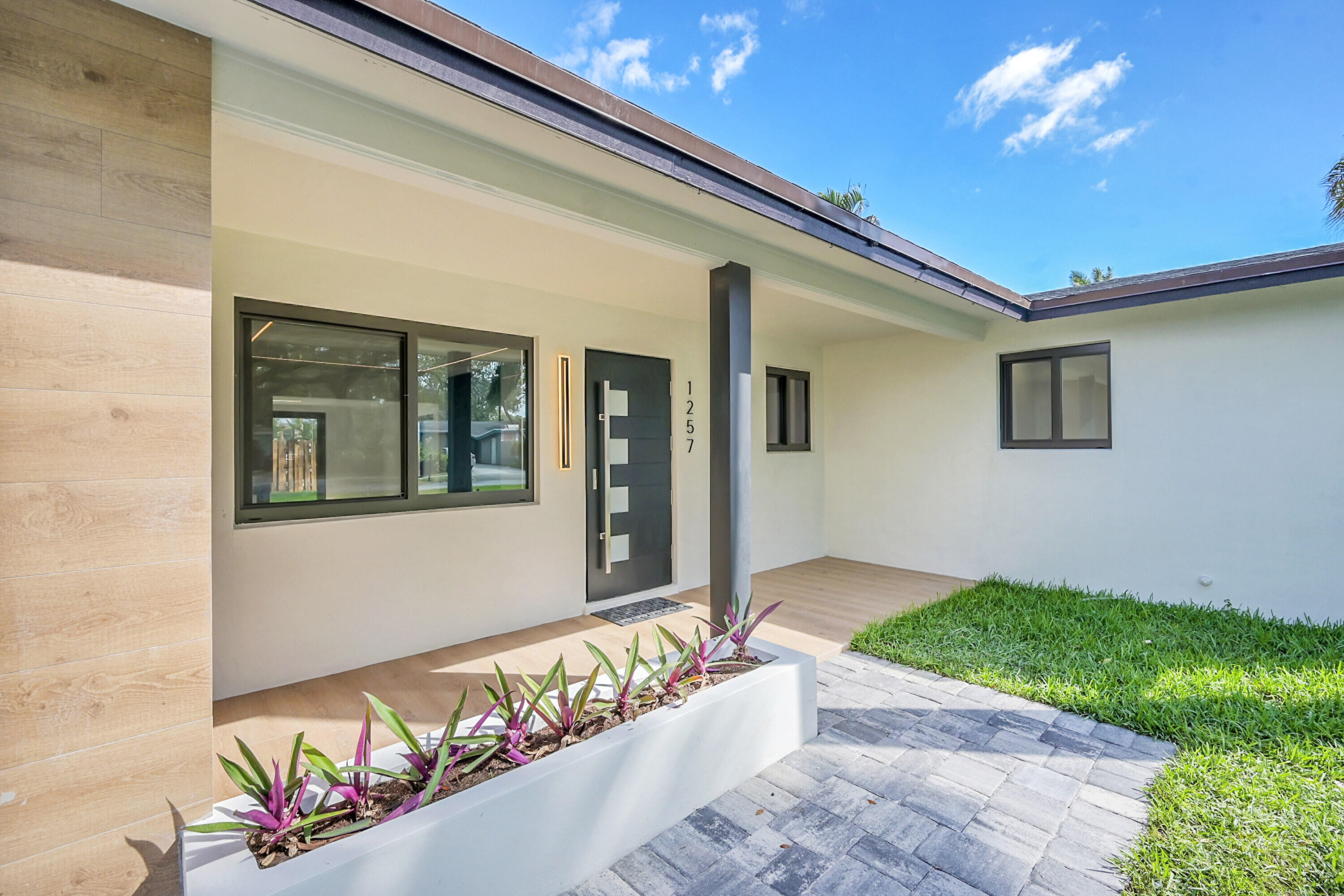 COUNTRY CLUB VILLAGE SEC A - Residential