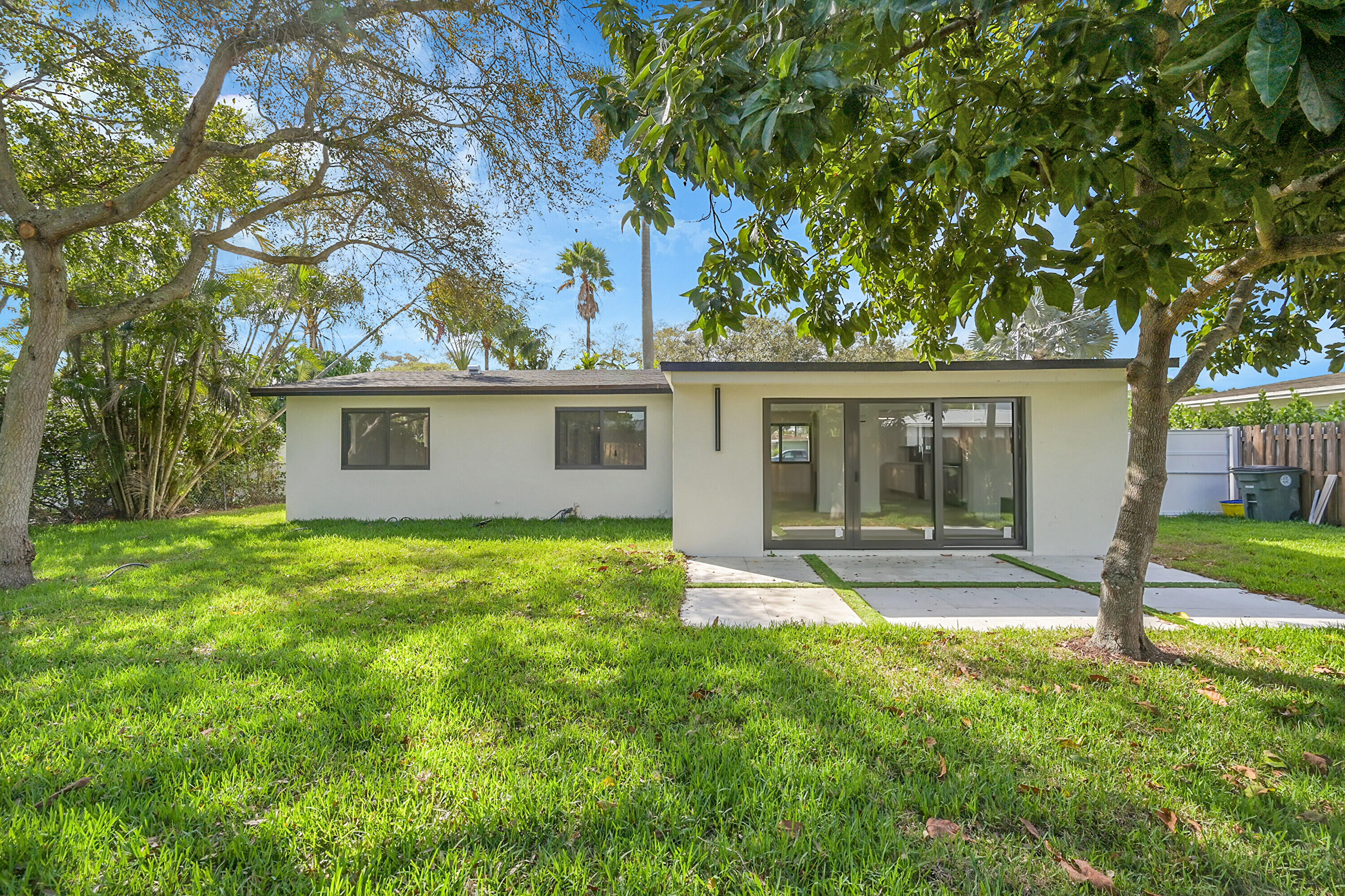 COUNTRY CLUB VILLAGE SEC A - Residential