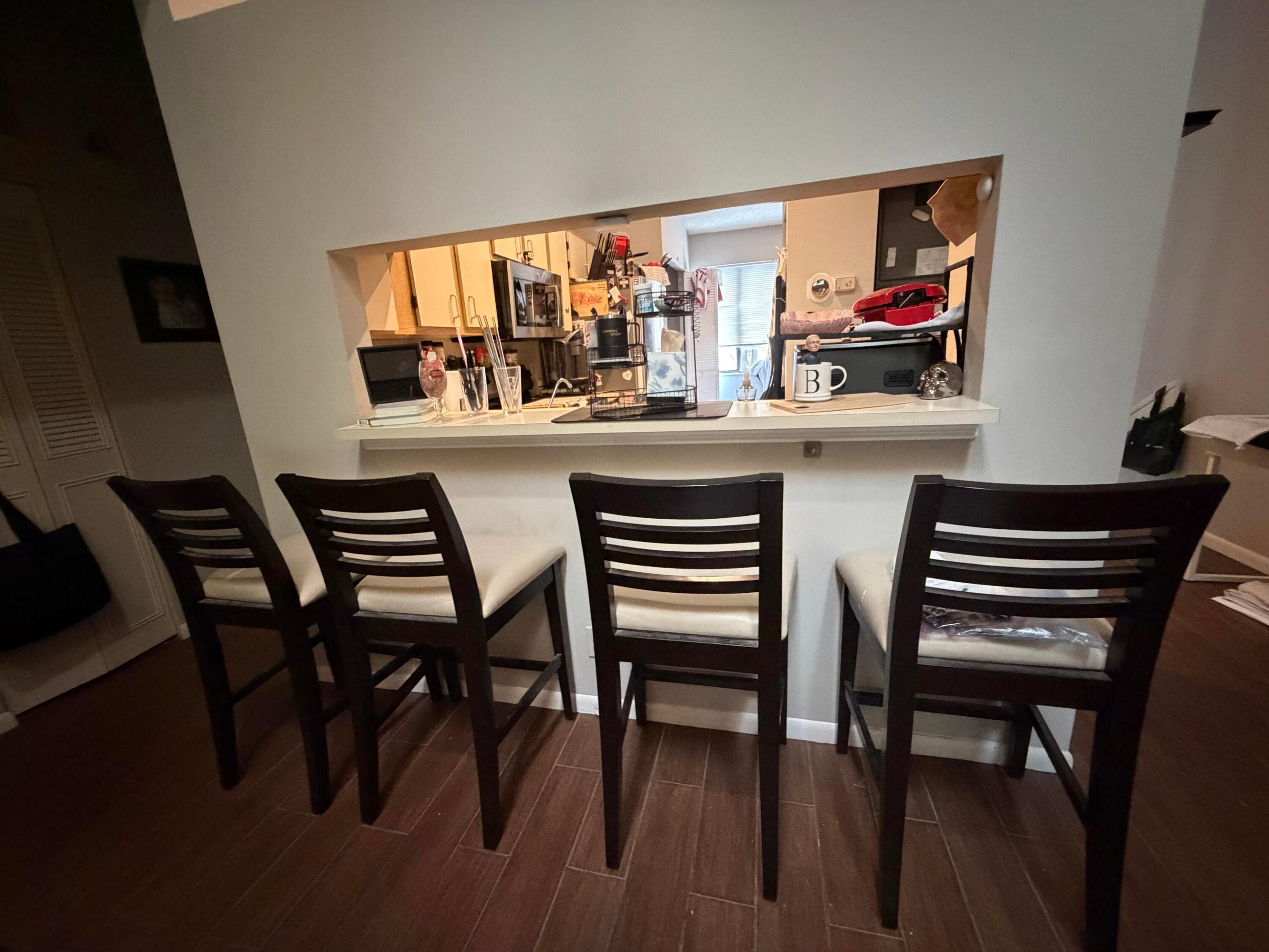 HARBOUR POINTE AT RIVER BRIDGE CONDO - Residential