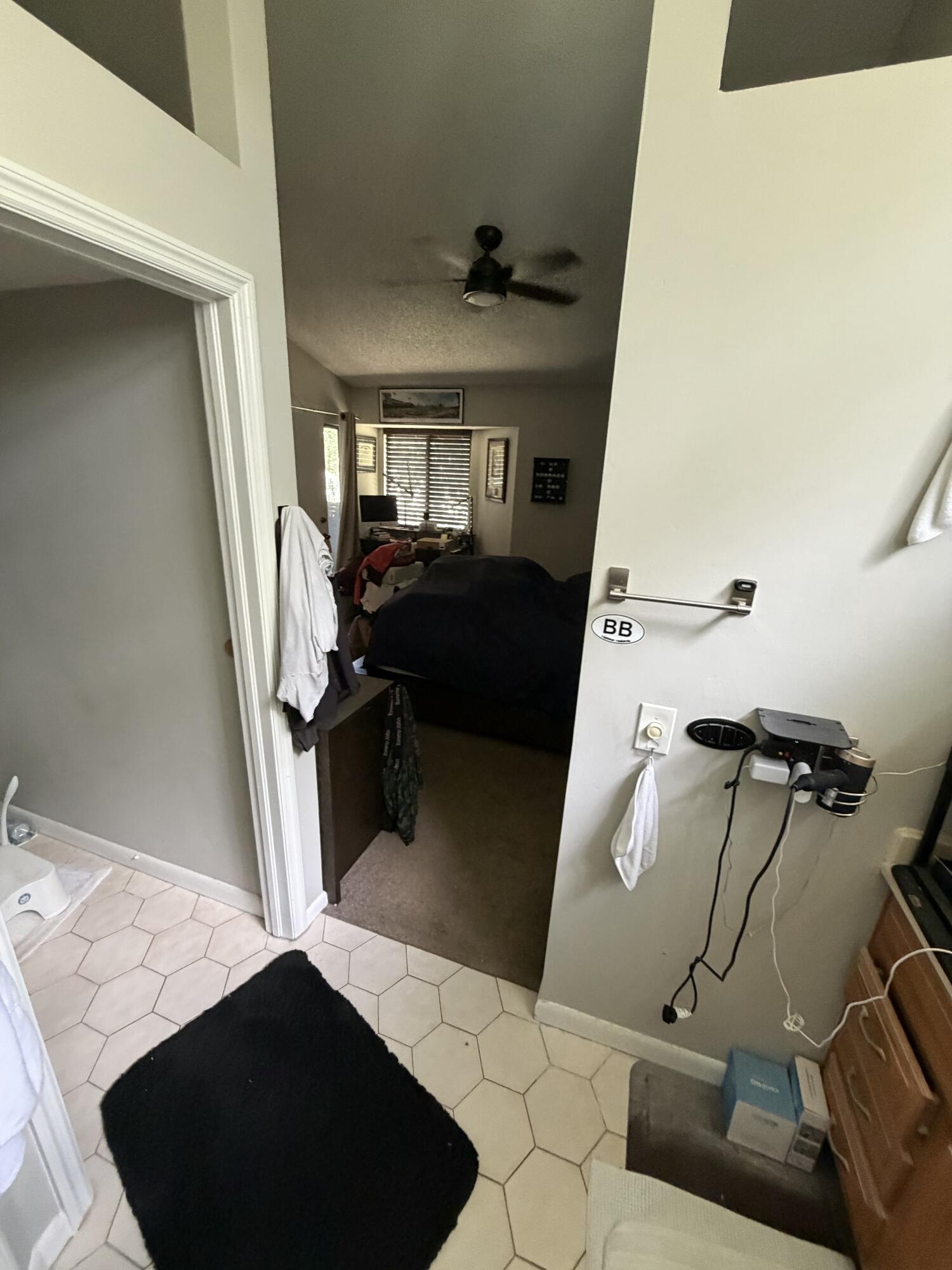 Located in the gated community of River Bridge, this Harbour Pointe townhome offers a great mix of comfort, space, and convenience. The home features an open layout with spacious living areas and a functional floor plan that works well for both everyday living and entertaining. Residents enjoy access to resort style amenities including pools, tennis courts, pickleball, fitness center, and walking paths, all within a beautifully maintained community. Conveniently located near Wellington, shopping, restaurants, parks, and Palm Beach International Airport, this is a great opportunity to own in one of Greenacres' most desirable communities.