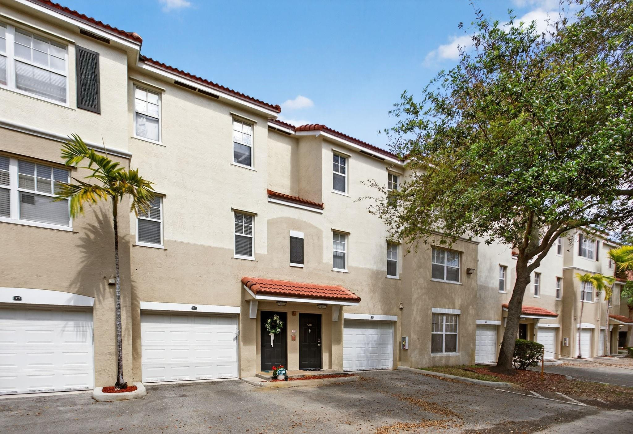 EL-AD POINCIANA - Residential