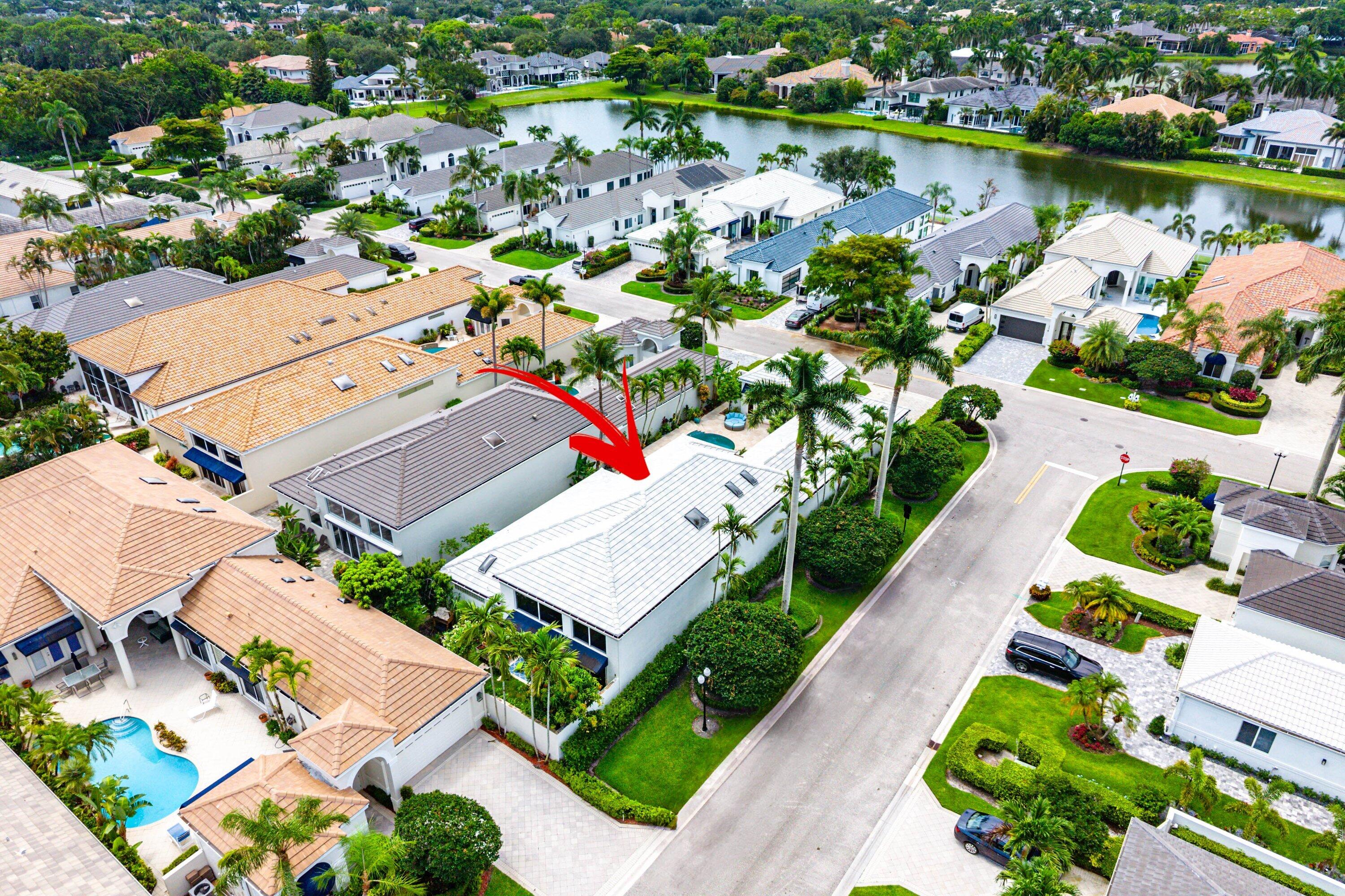 CLUBSIDE AT WOODFIELD COUNTRY CLUB - Residential