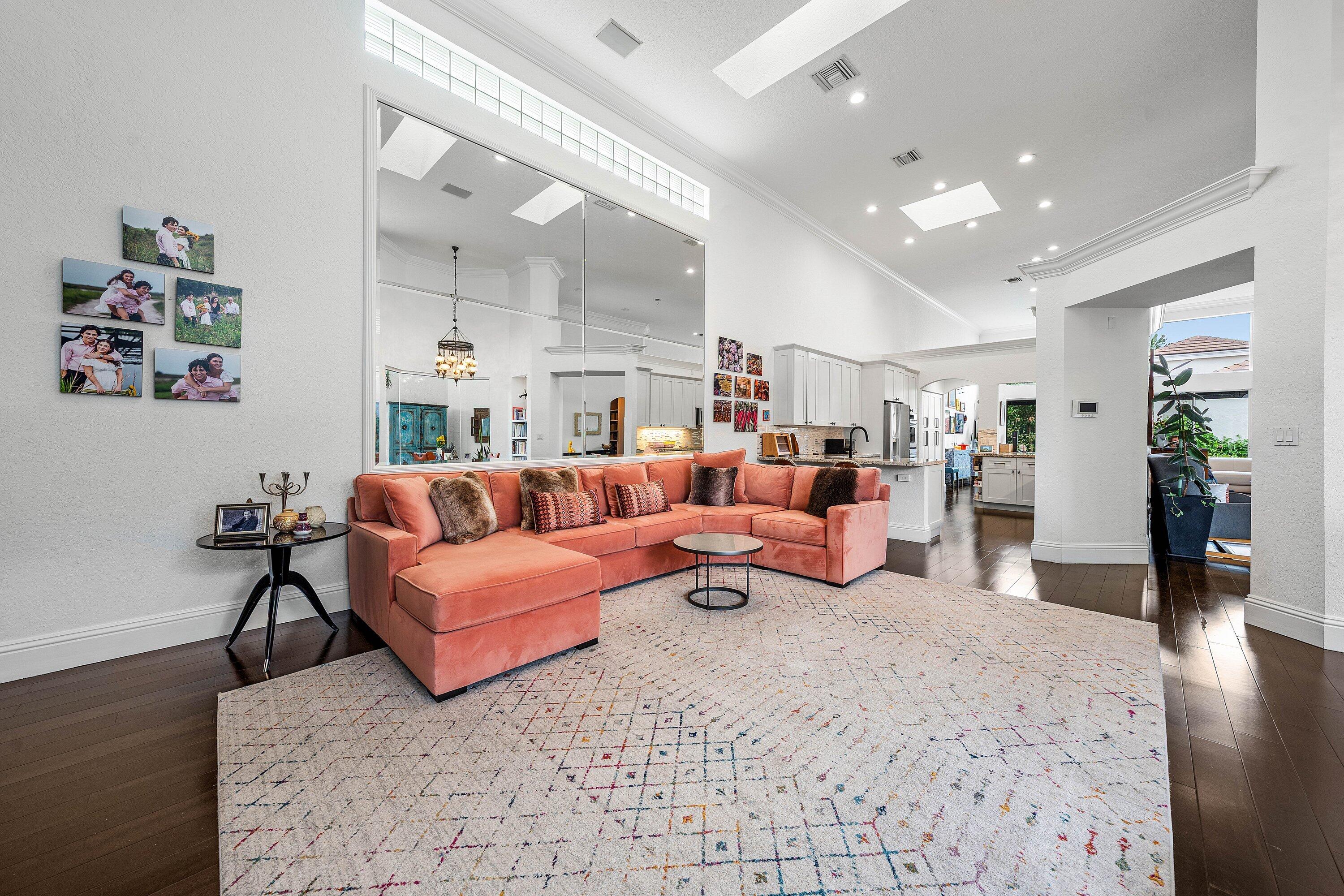 CLUBSIDE AT WOODFIELD COUNTRY CLUB - Residential