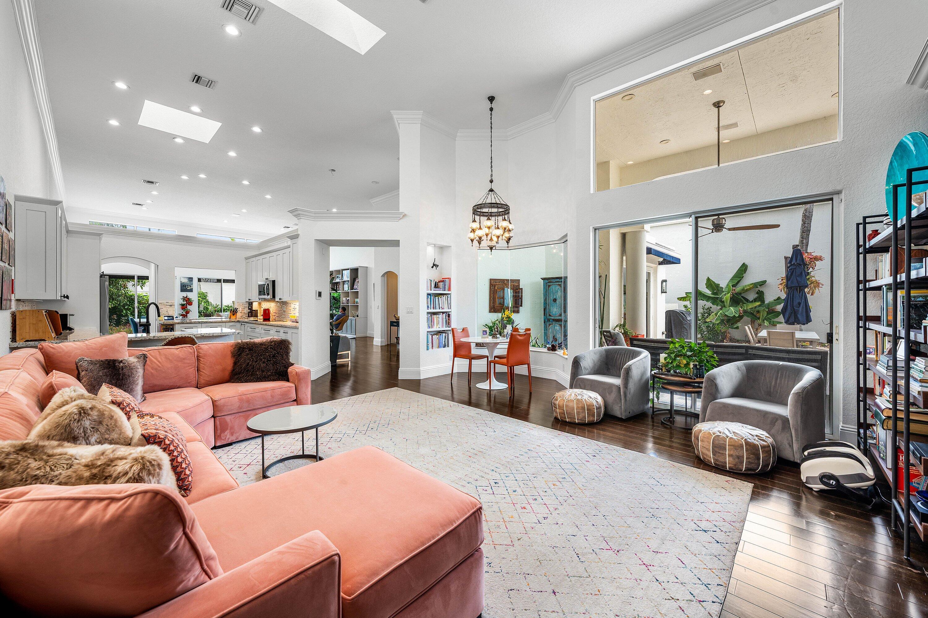 CLUBSIDE AT WOODFIELD COUNTRY CLUB - Residential