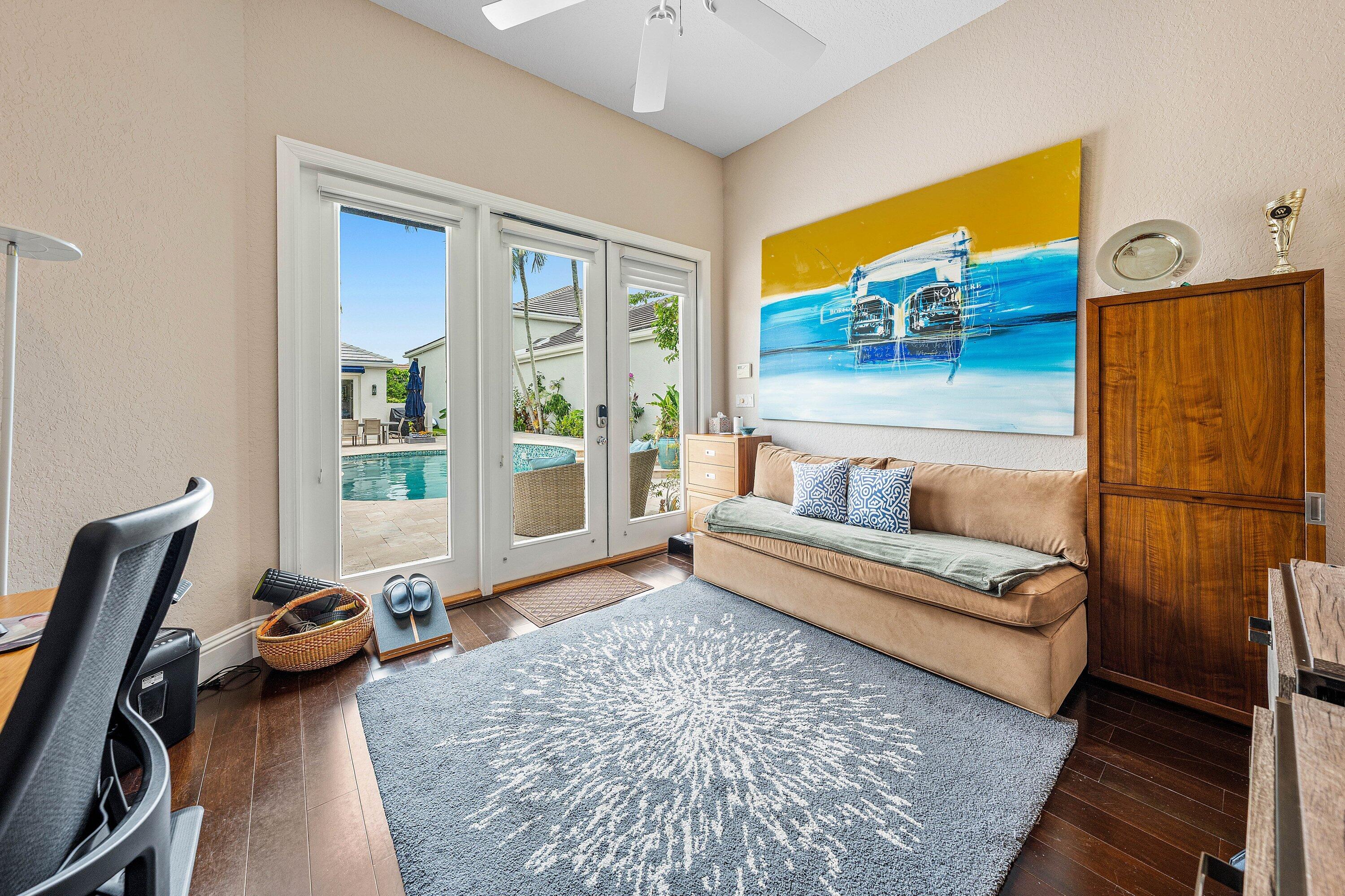 CLUBSIDE AT WOODFIELD COUNTRY CLUB - Residential