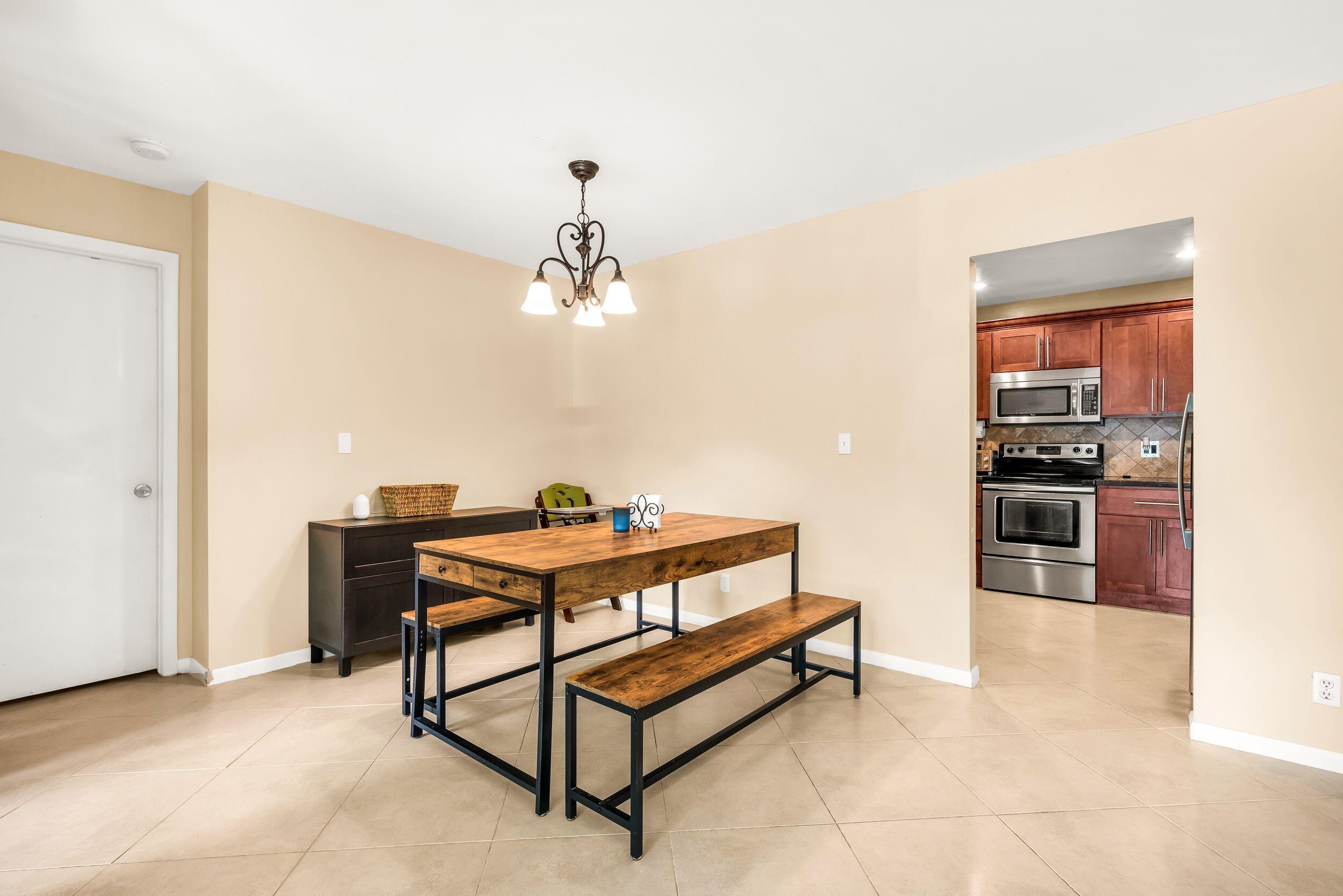 BAYWOOD VILLAGE II-D CONDO - Residential Lease