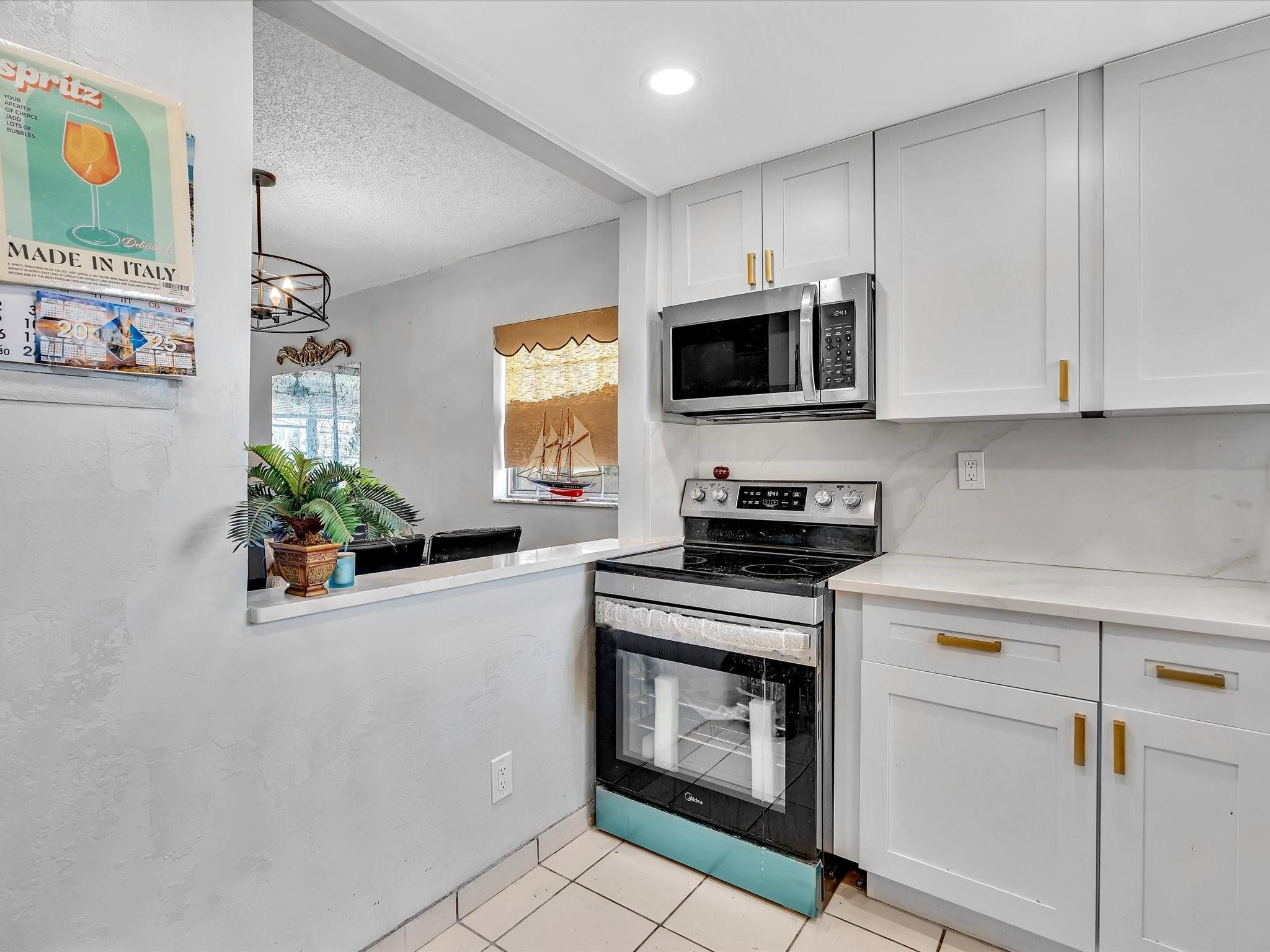 Sunrise Lakes - Residential