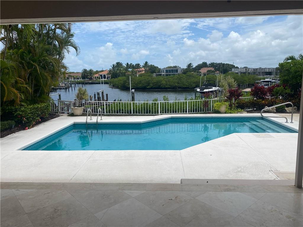 Admirals Cove - Residential