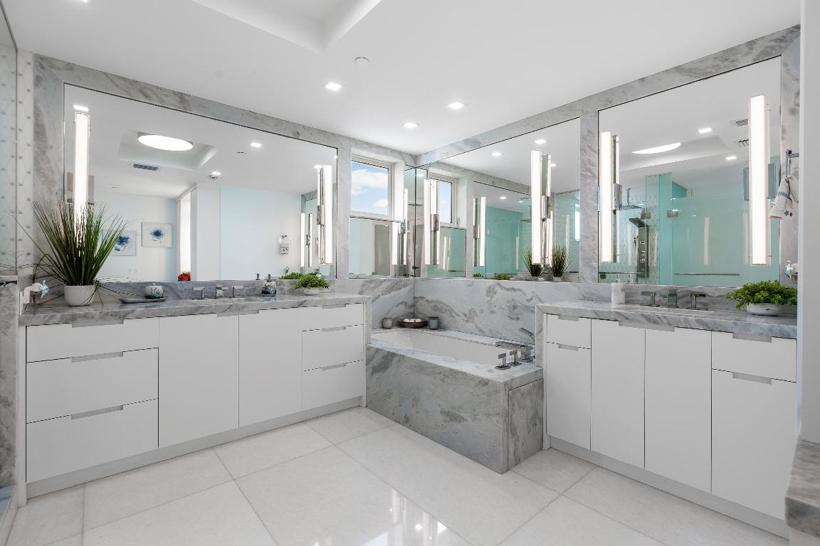 ATHENA CONDO - Residential
