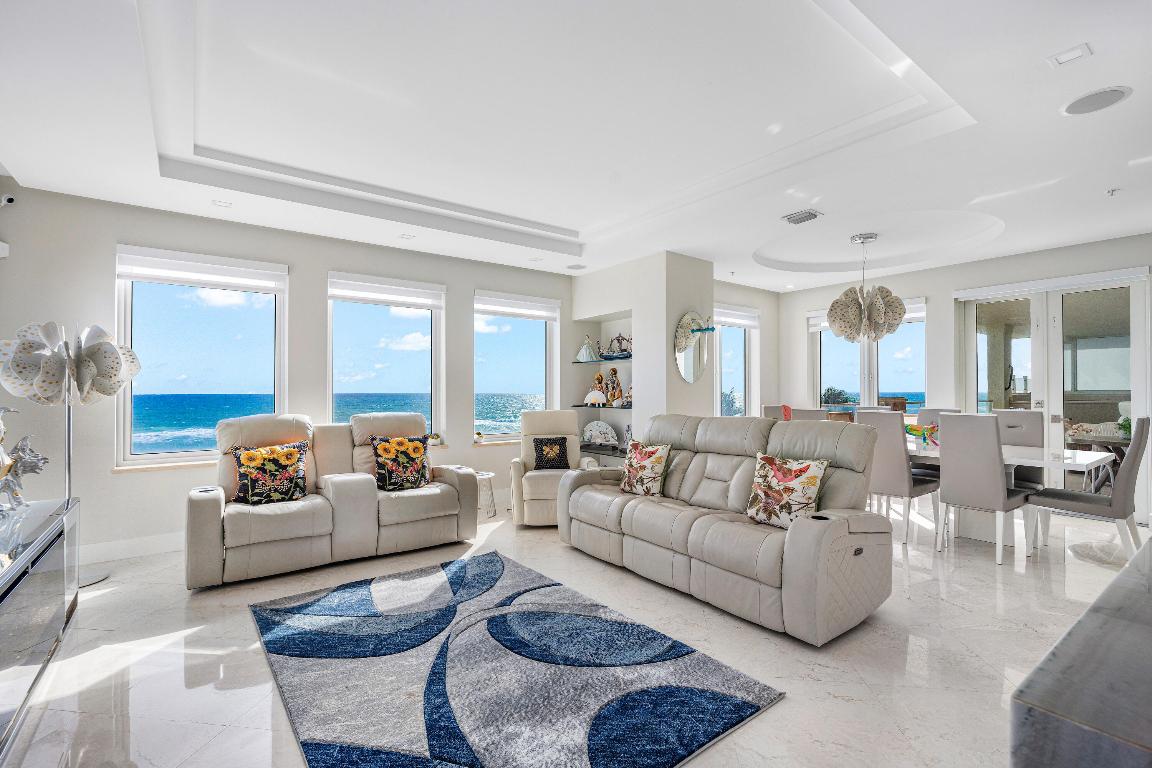 ATHENA CONDO - Residential
